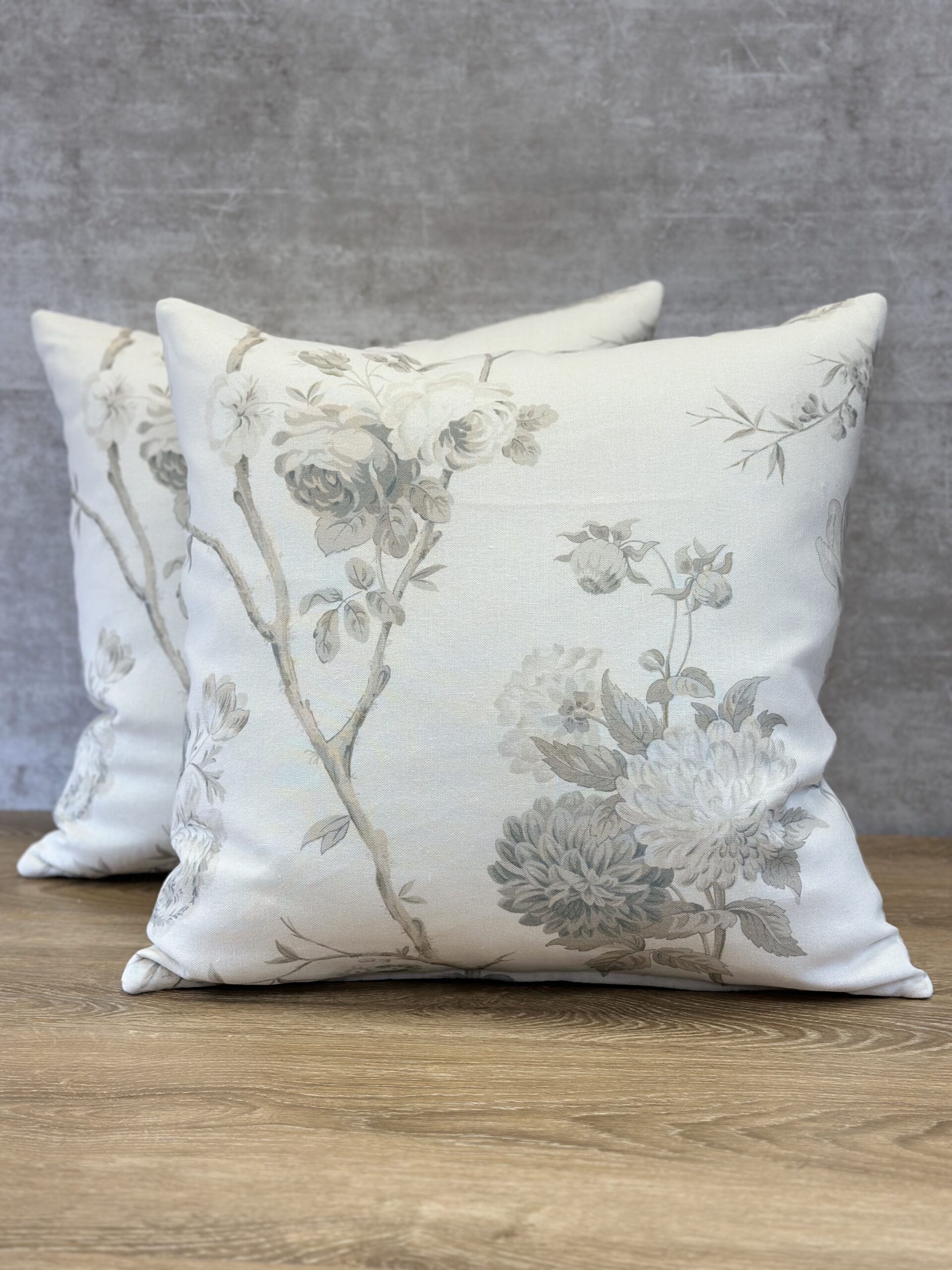 Lee Jofa Allegra Linen Pillows