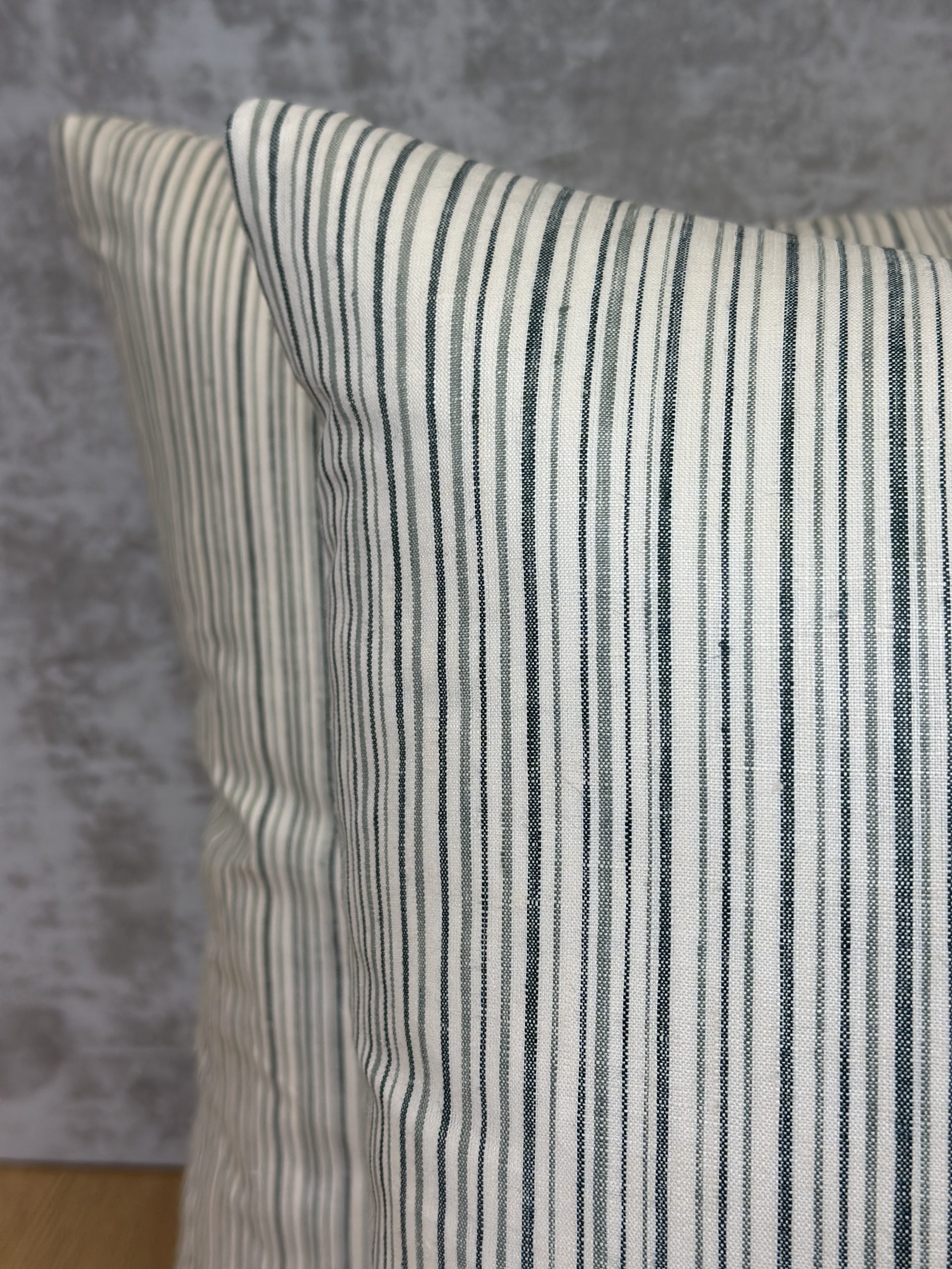 Rose Tarlow Matteo Pillows