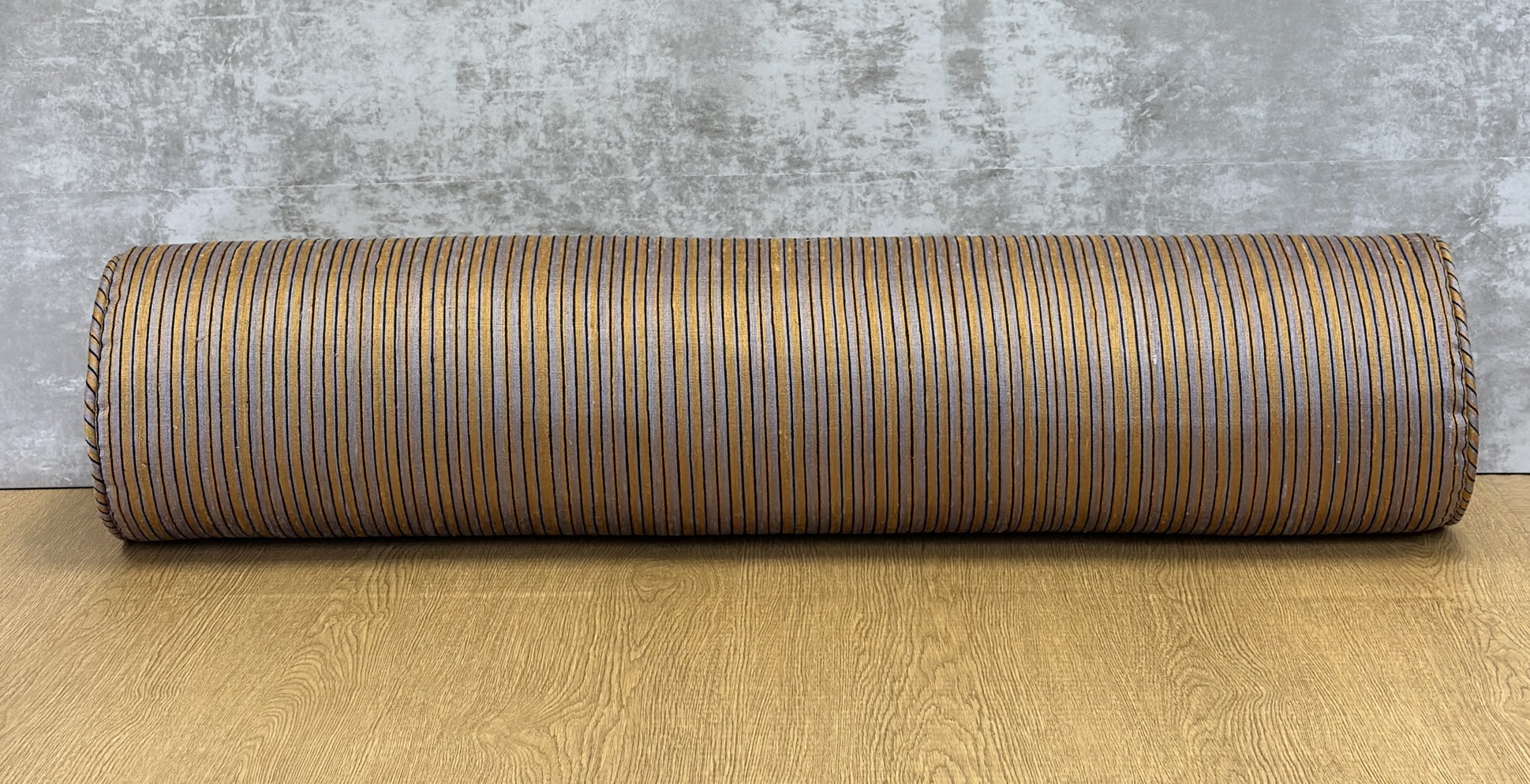 Markosha Urmila Pillows