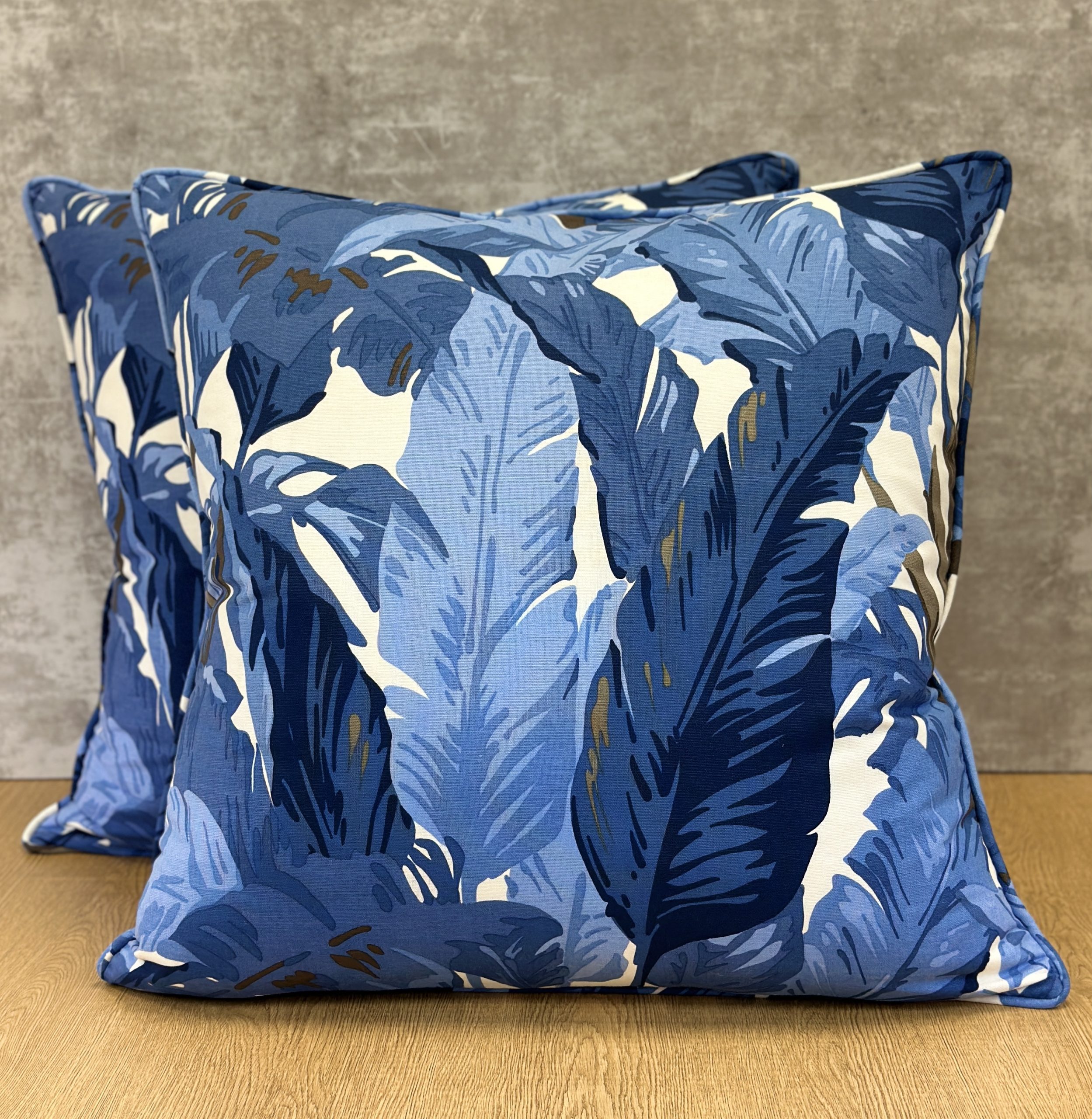Thibaut Travelers Palm Pillows