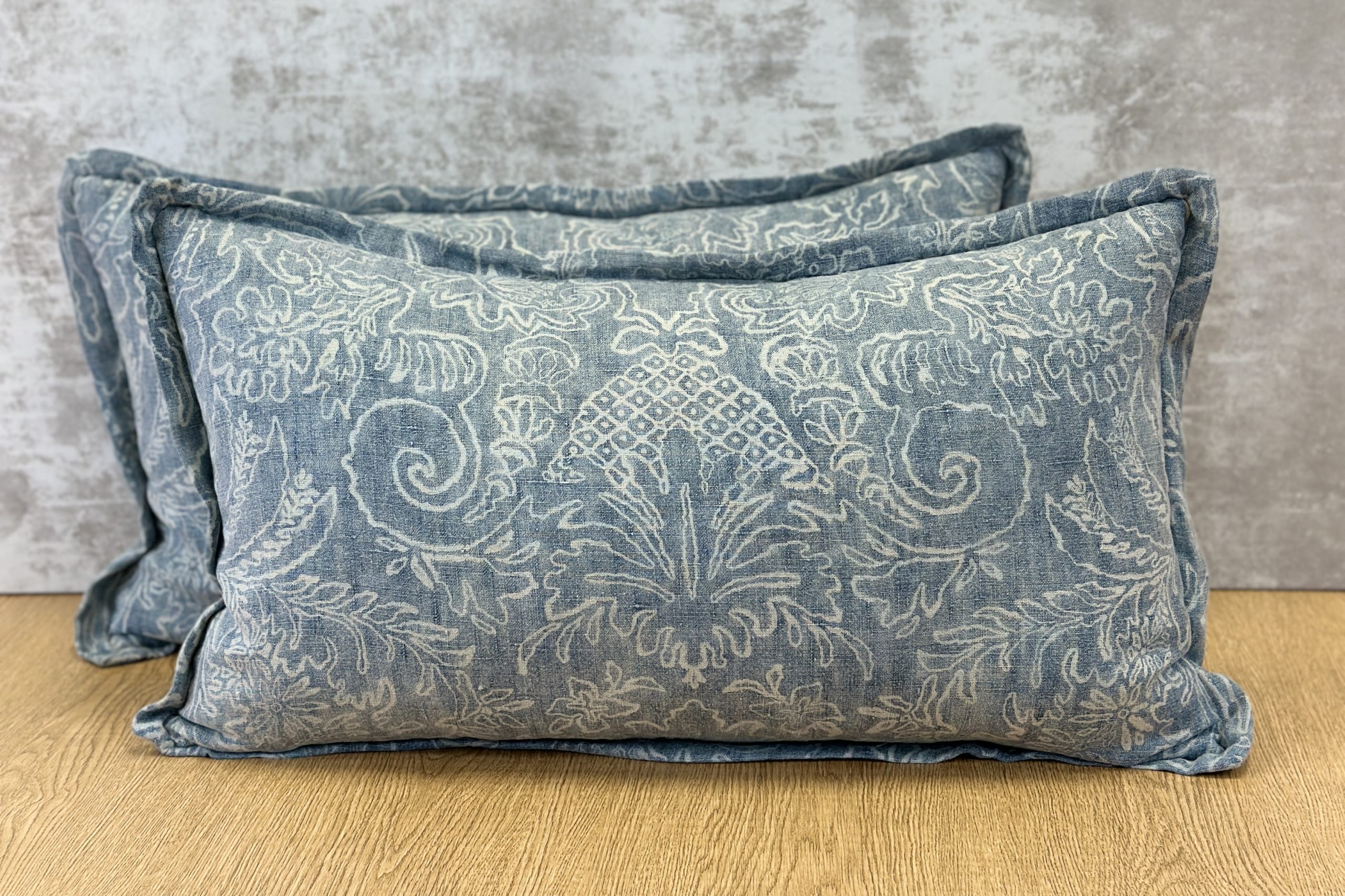 Le Gracieux Mariano Naive Pillows