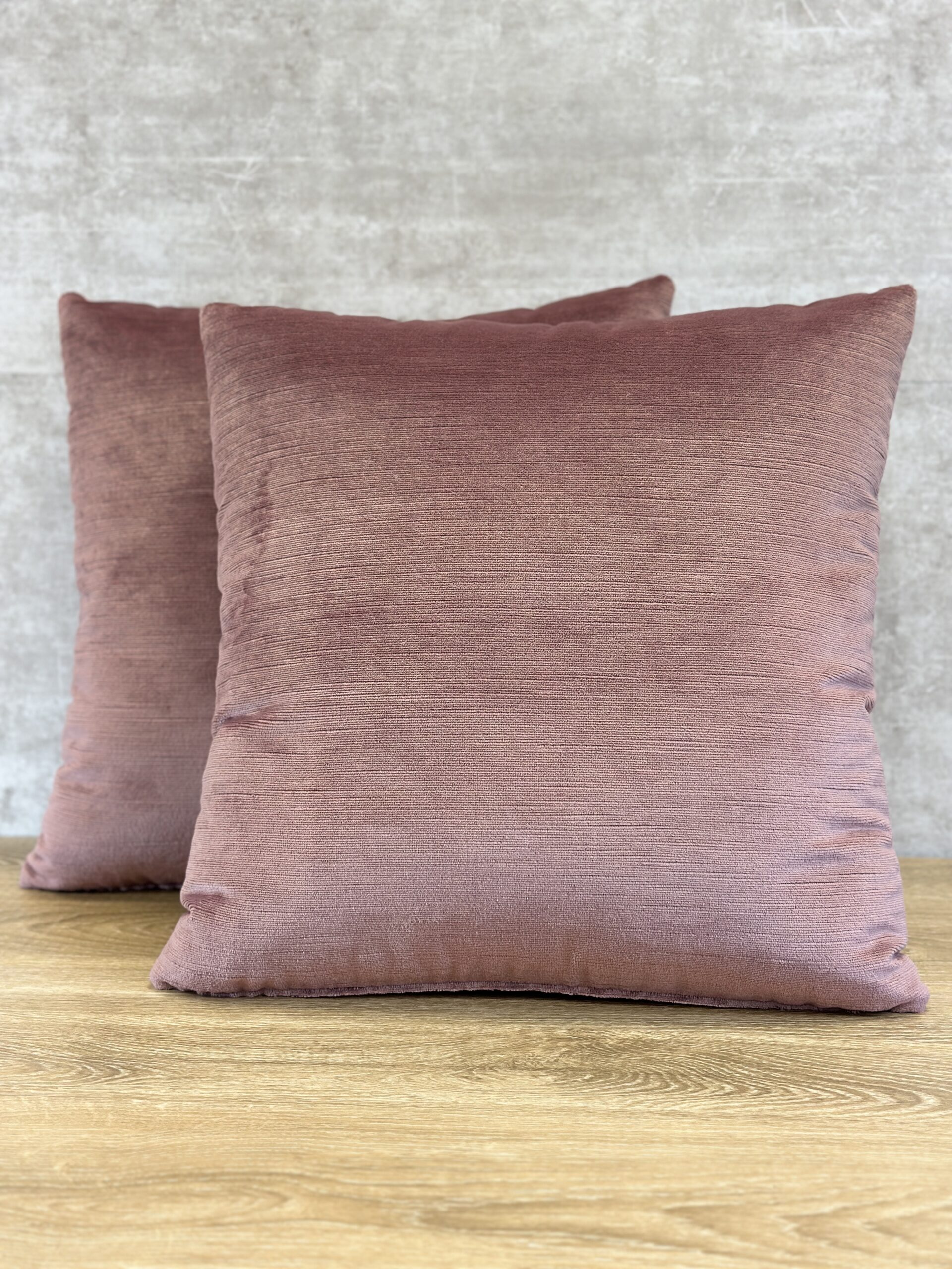 FABRICUT FINESSE VELVET Pillows