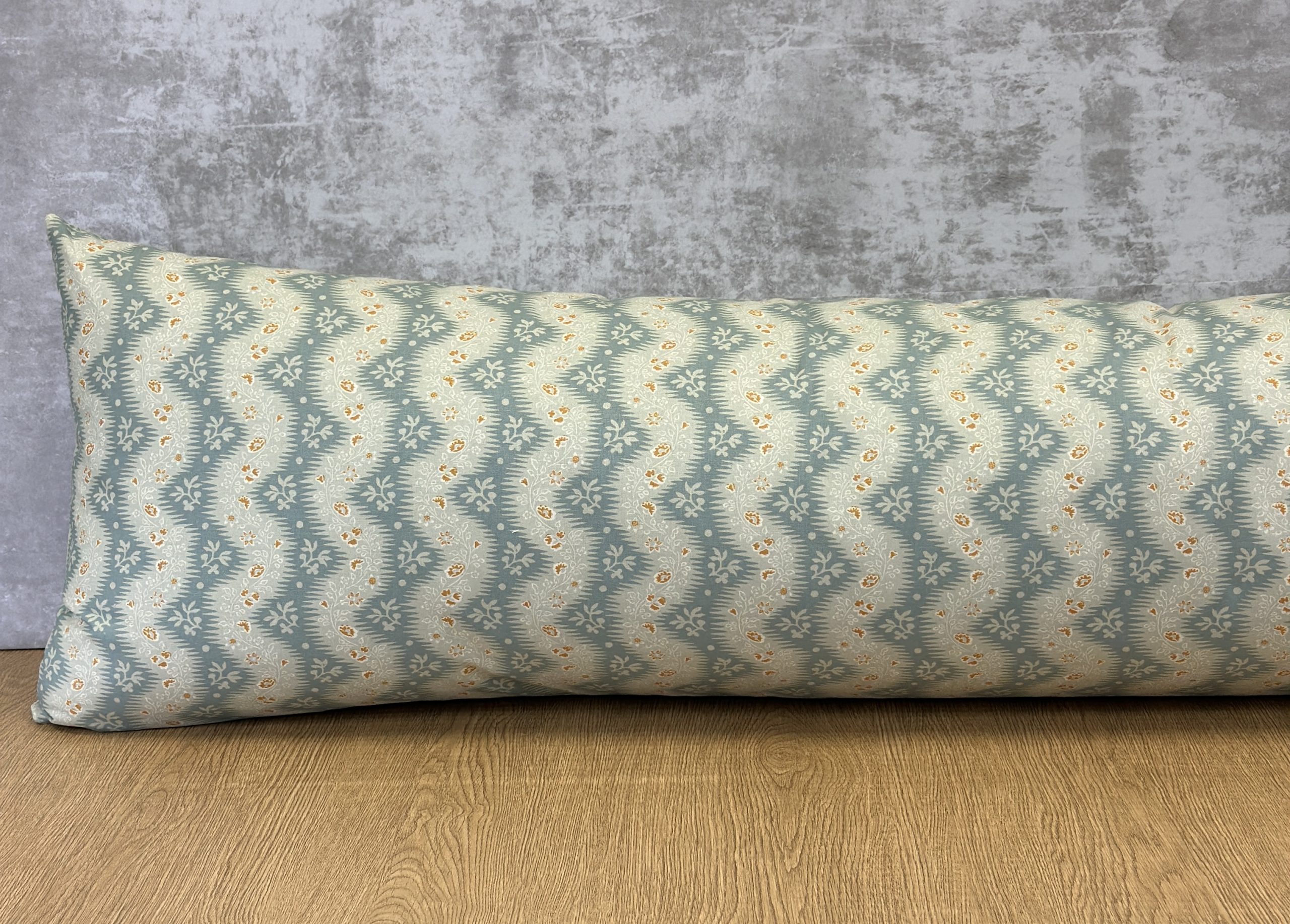 Fleurons D’Helene La Folie Pillows