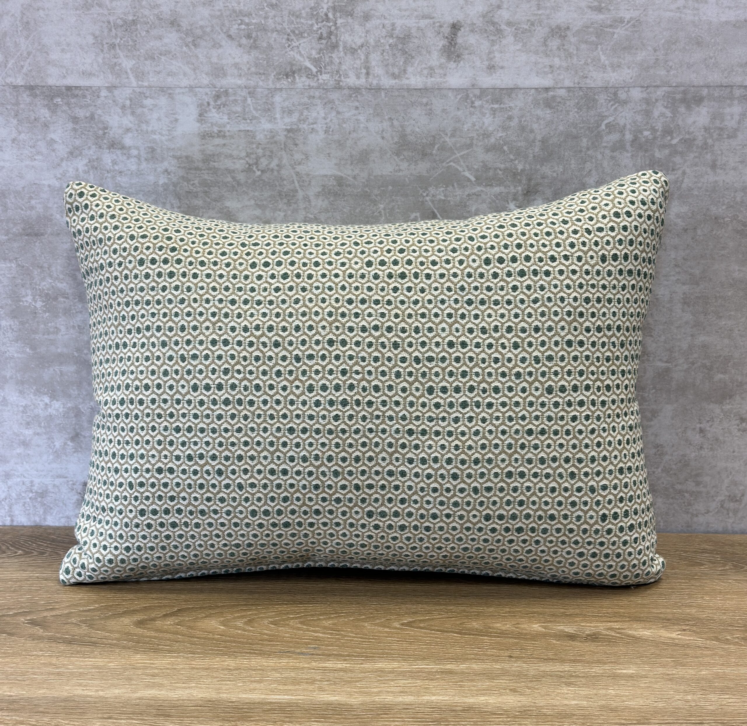 Kravet 37004 Pillows