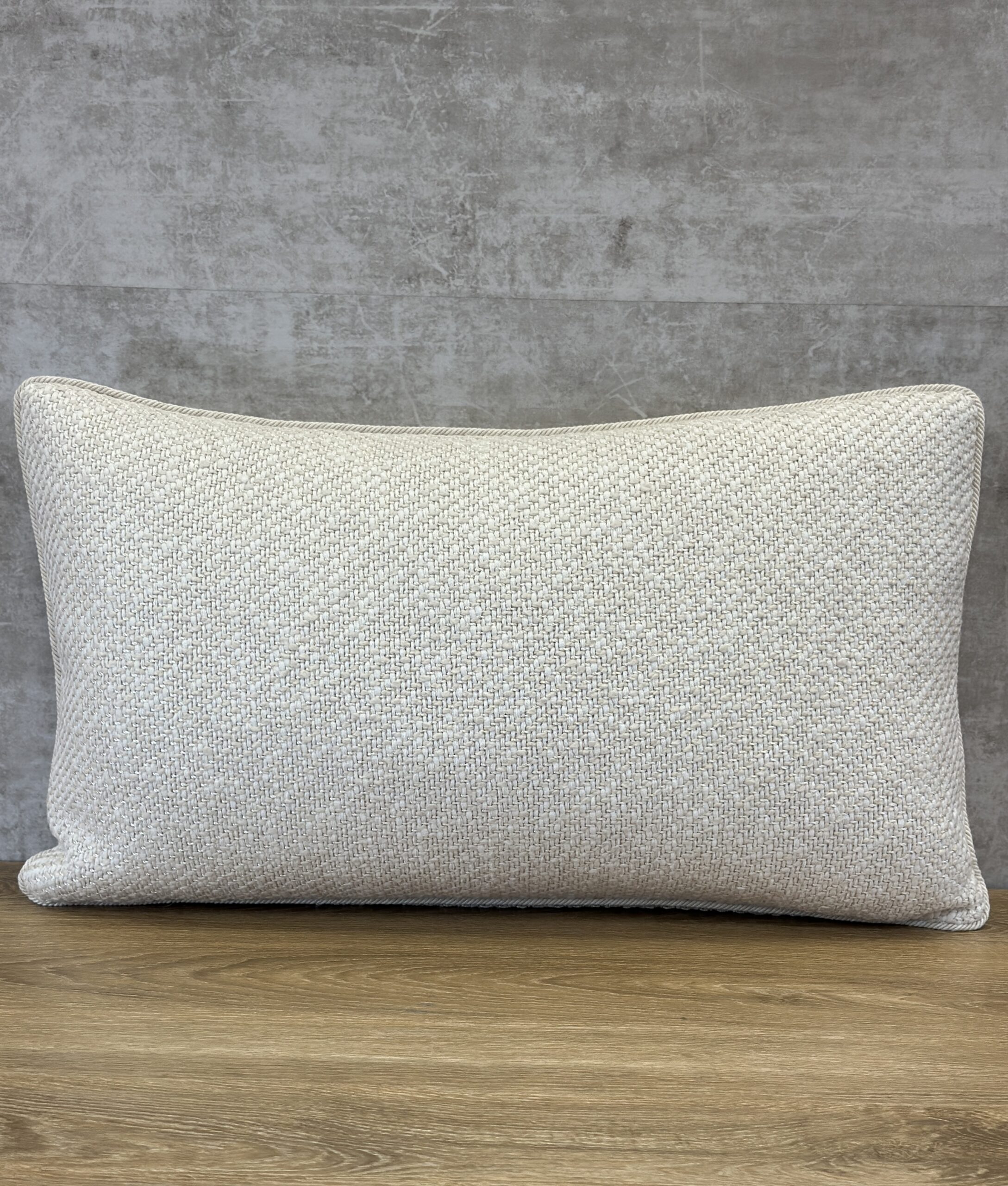 LARSEN ELDORA L9371 Pillows