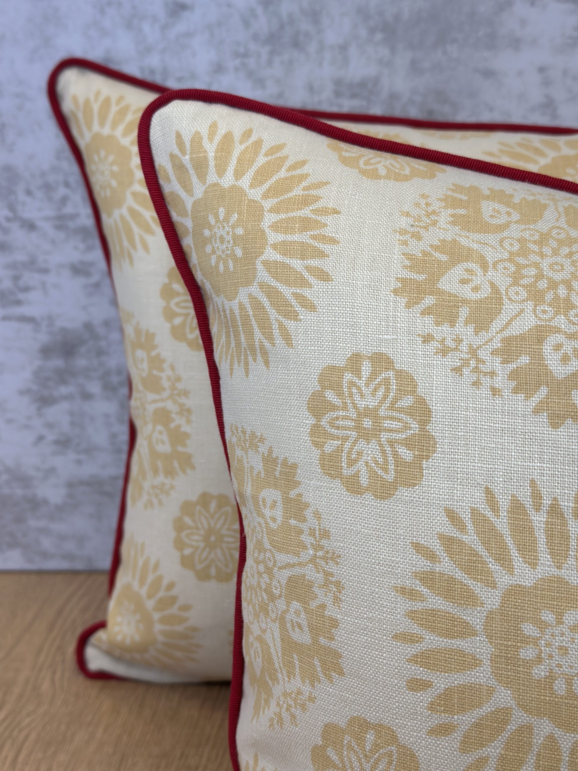 Kathryn Ireland Lola Pillows