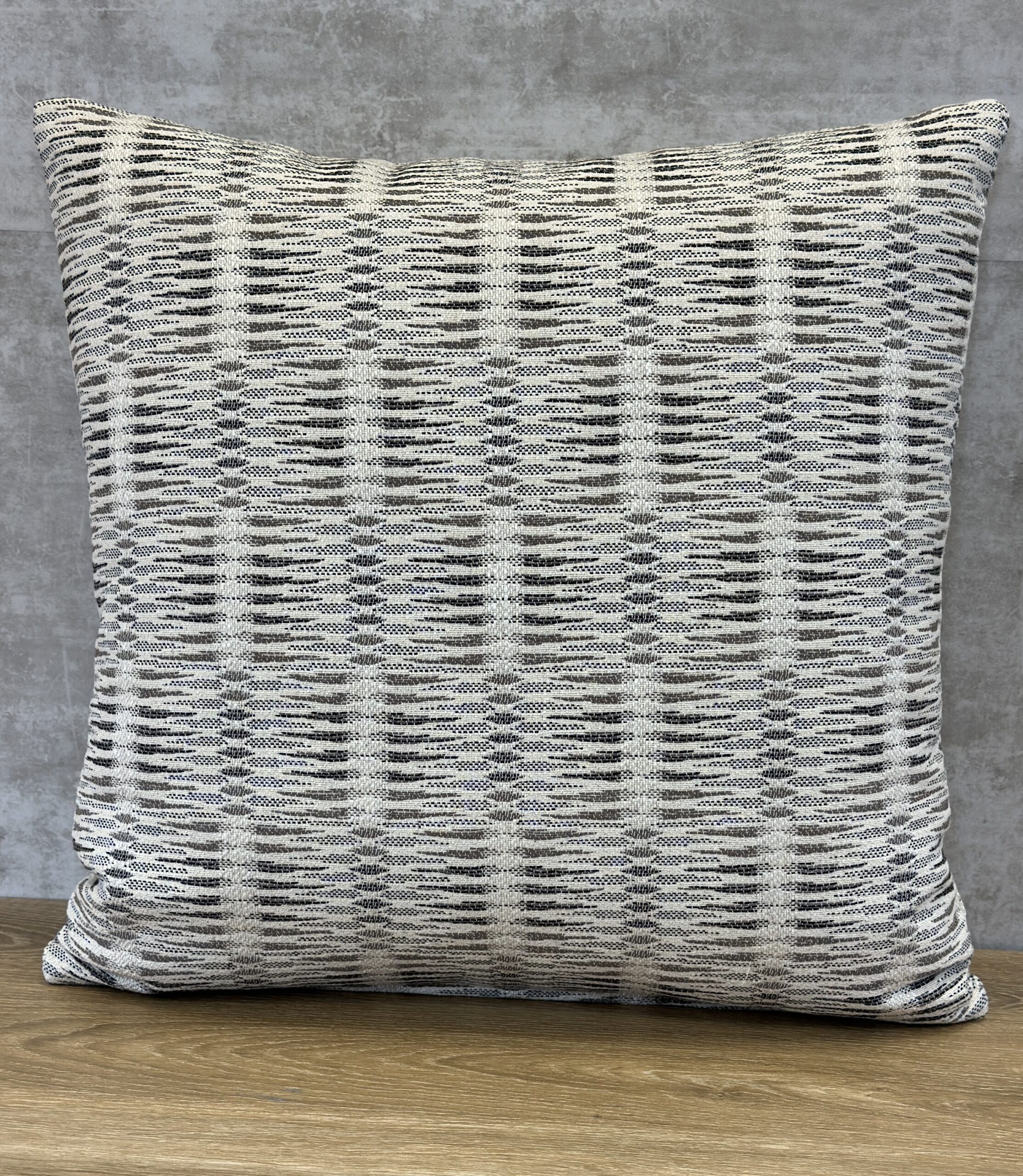 Larsen Allan Pillows