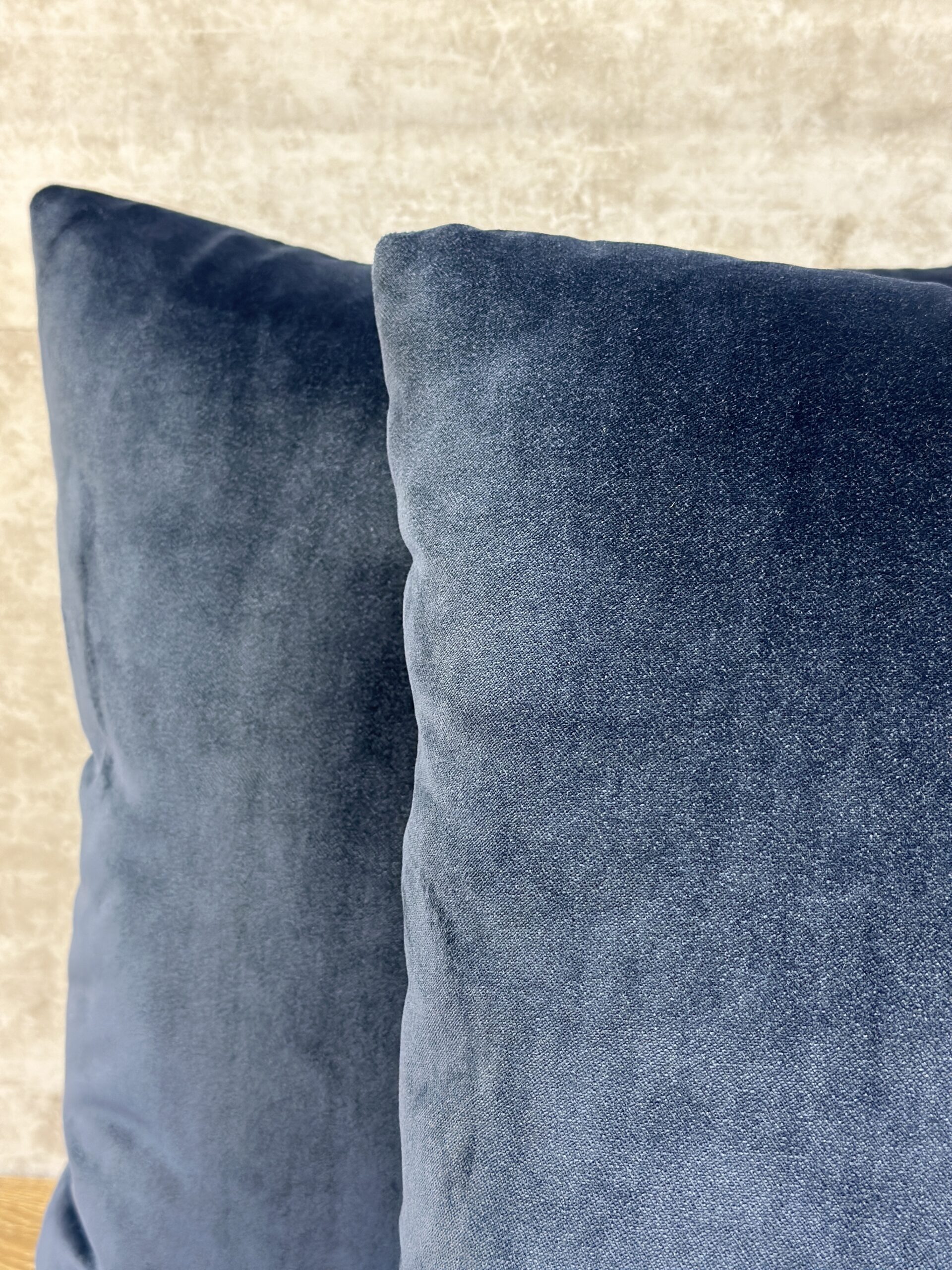 Carlucci City Velvet Reloaded Pillows