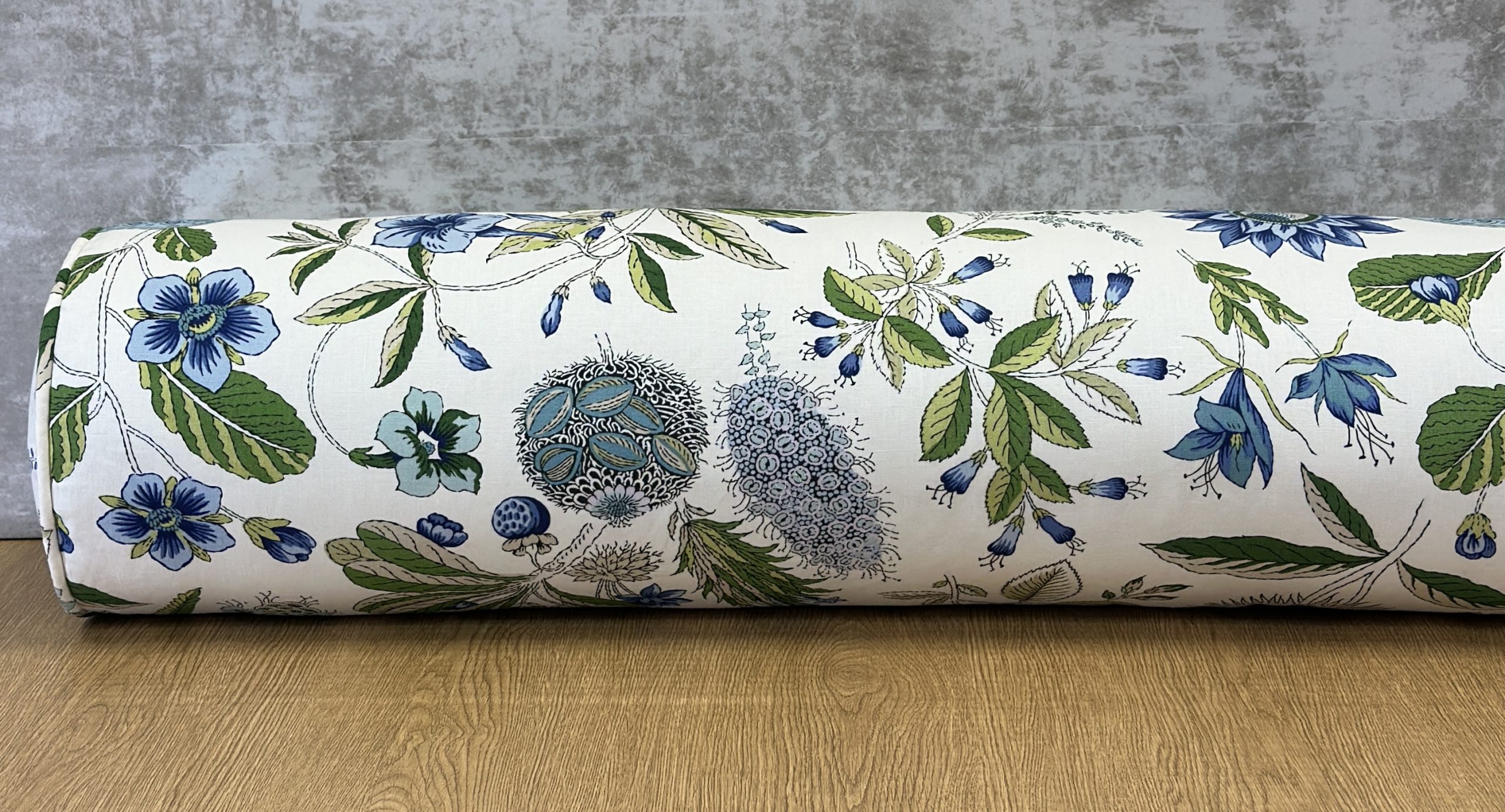 Schumacher Roca Redonda Pillows