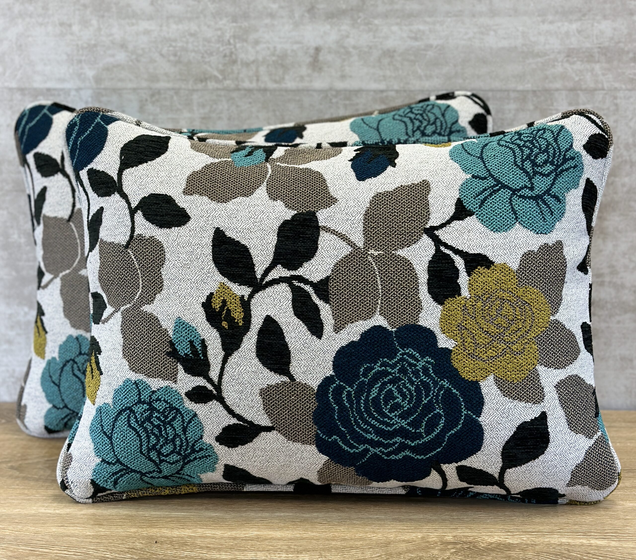 Arc Com Tudor Rose Pillows