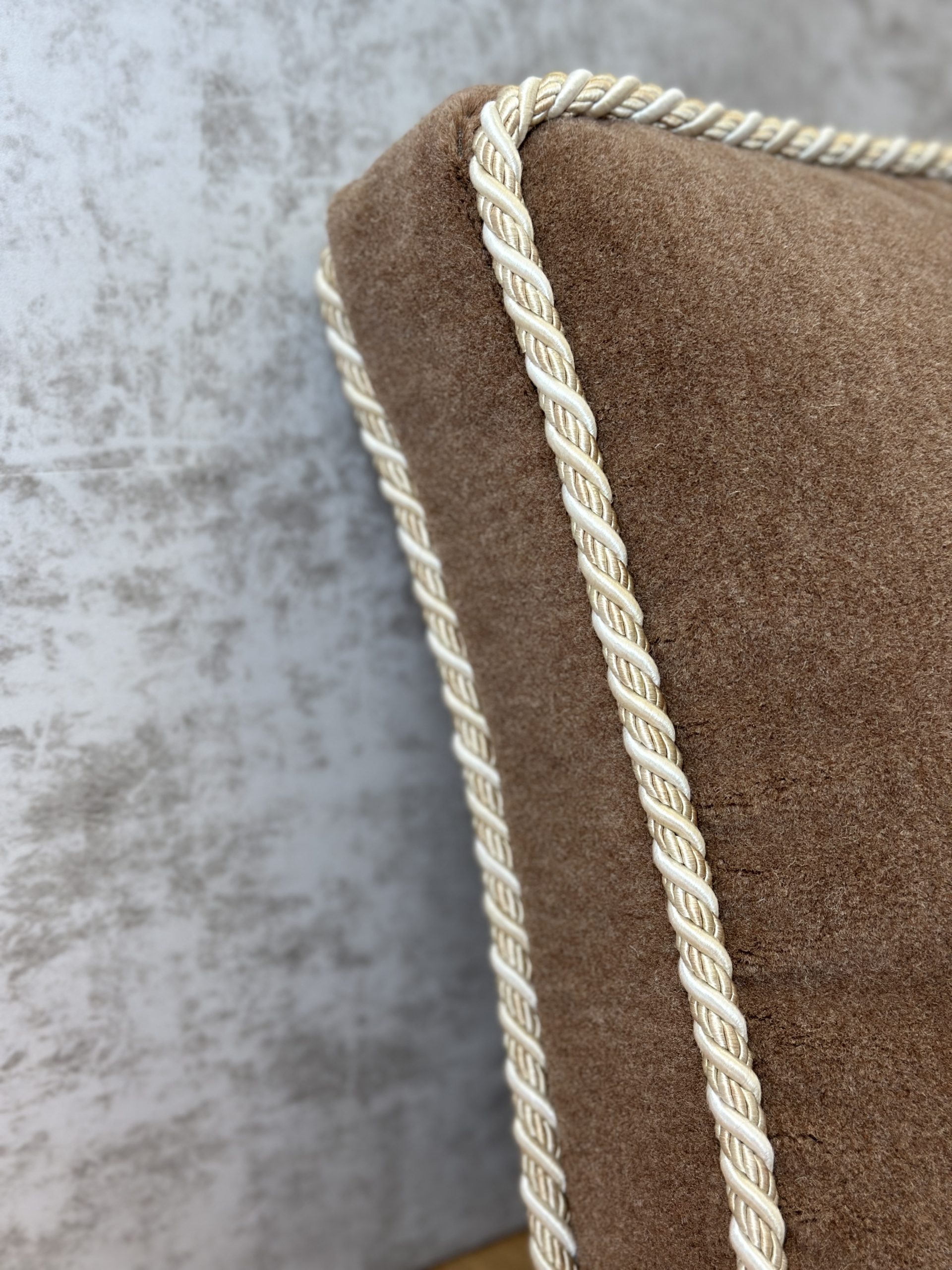 Mokum Lama Velvet Pillows