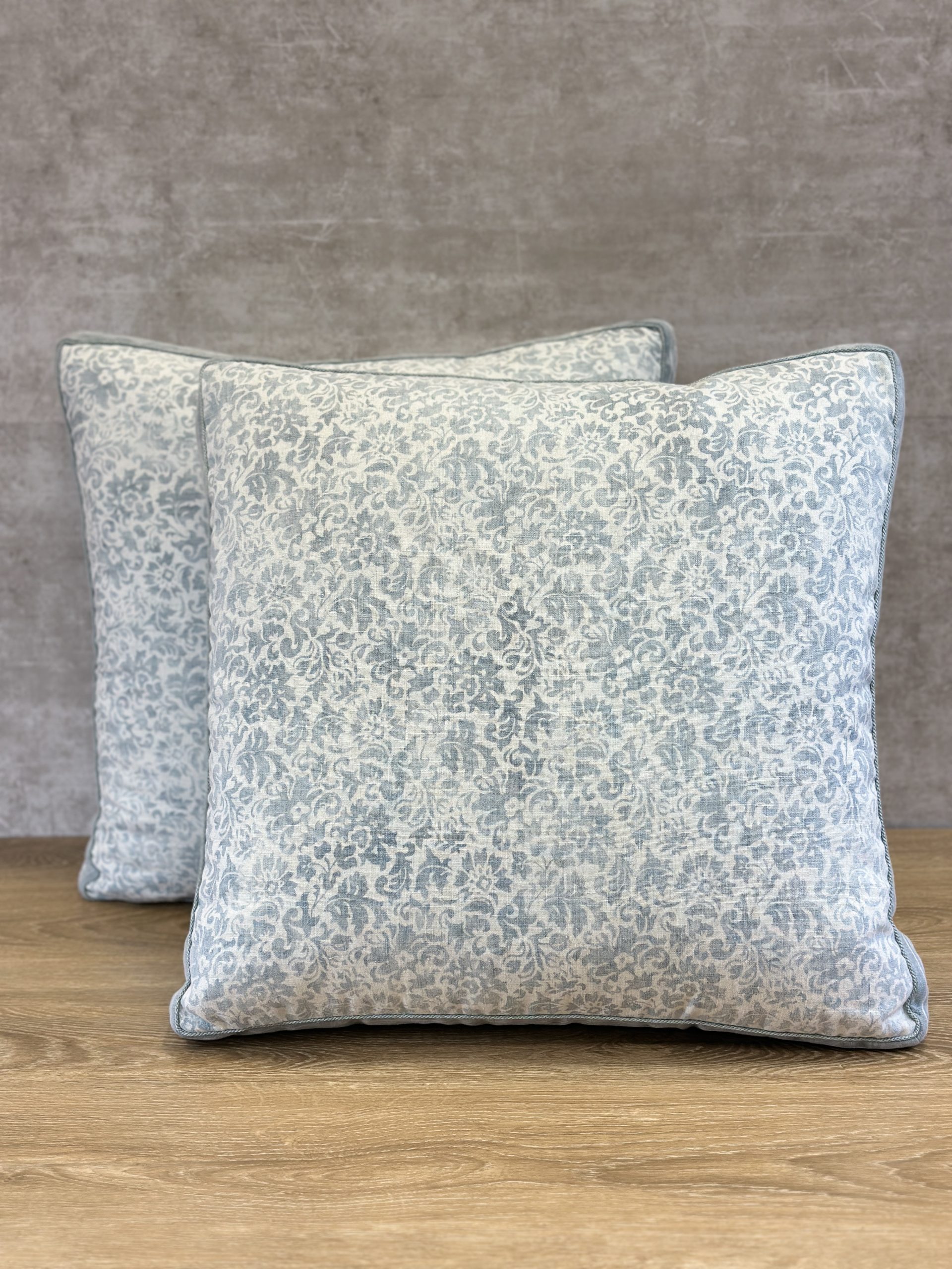 Le Gracieux Cetona Pillows