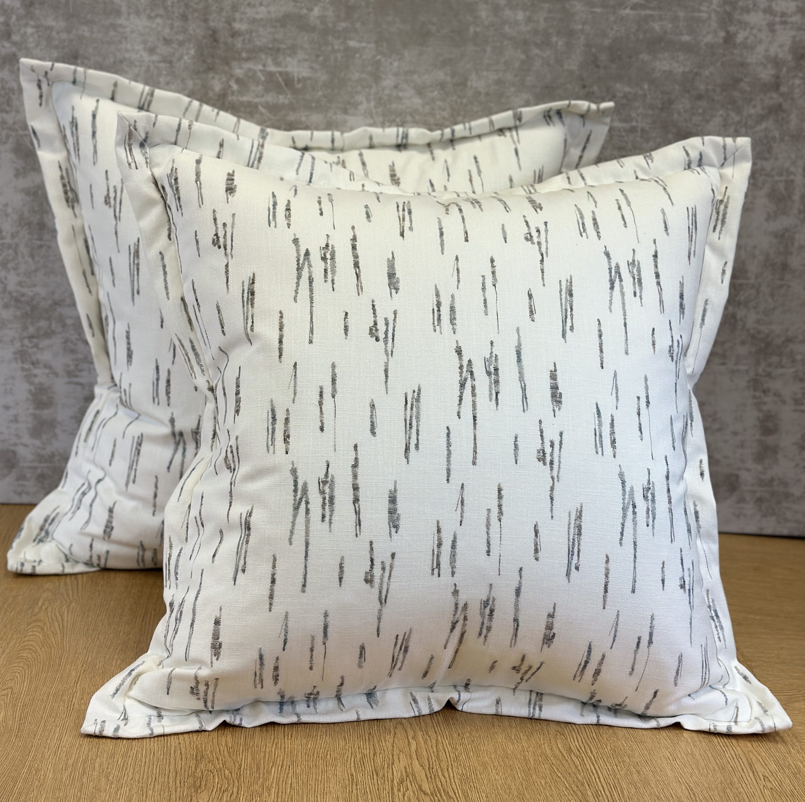 Villa Nova Staccato Pillows