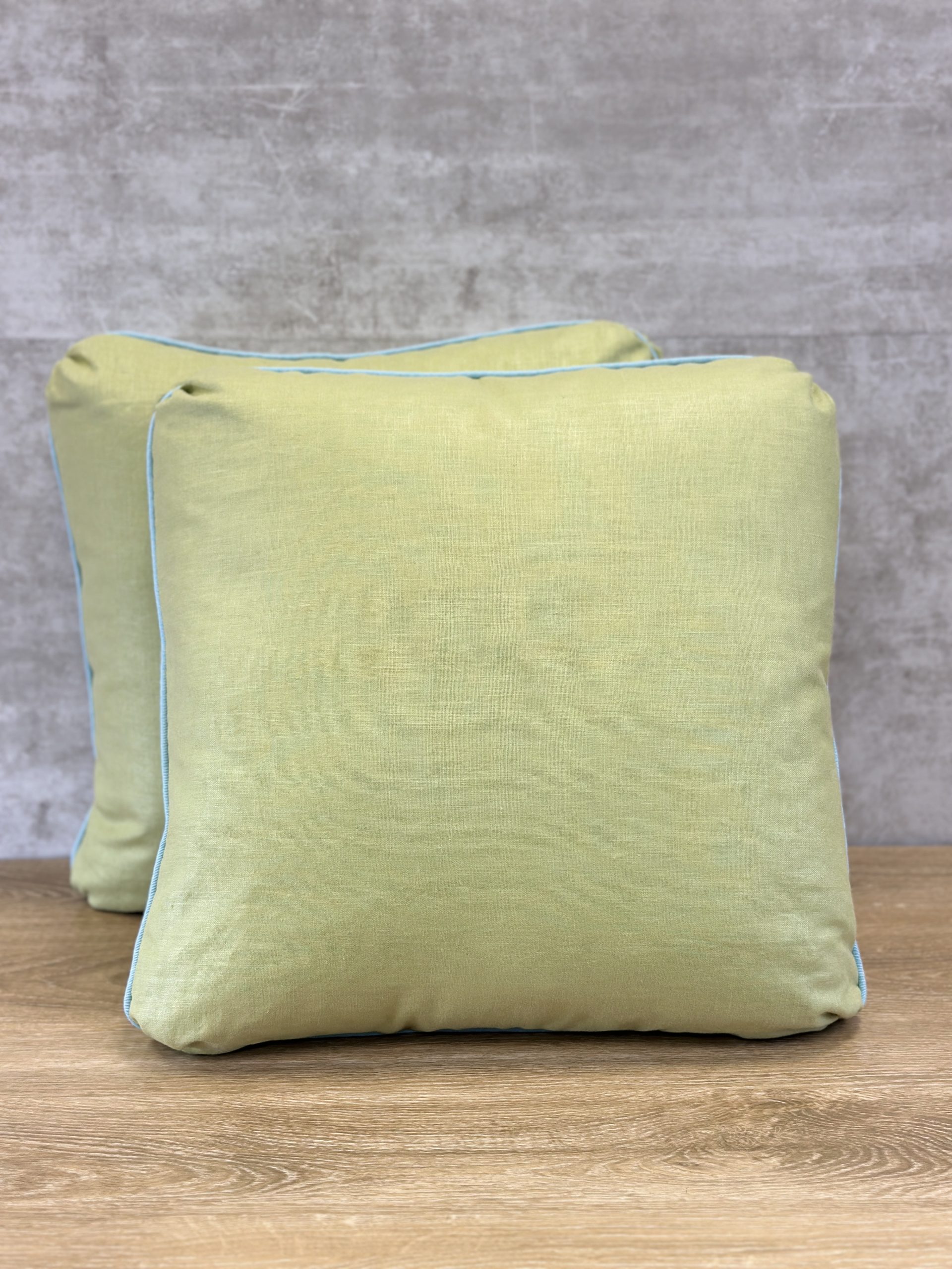 SCHUMACHER LANGE LINEN Pillows