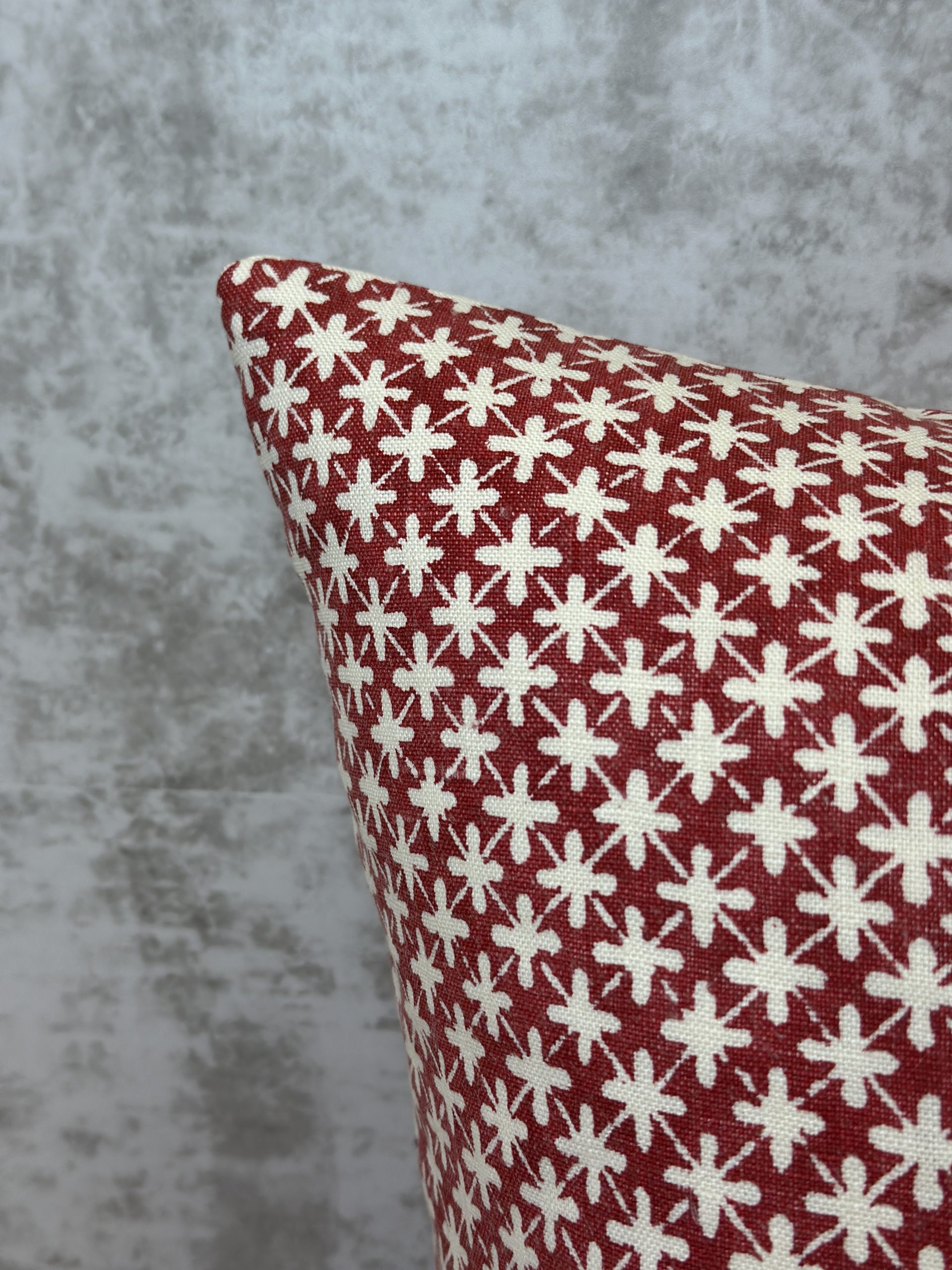 Namay Samay Sitaron Pillows