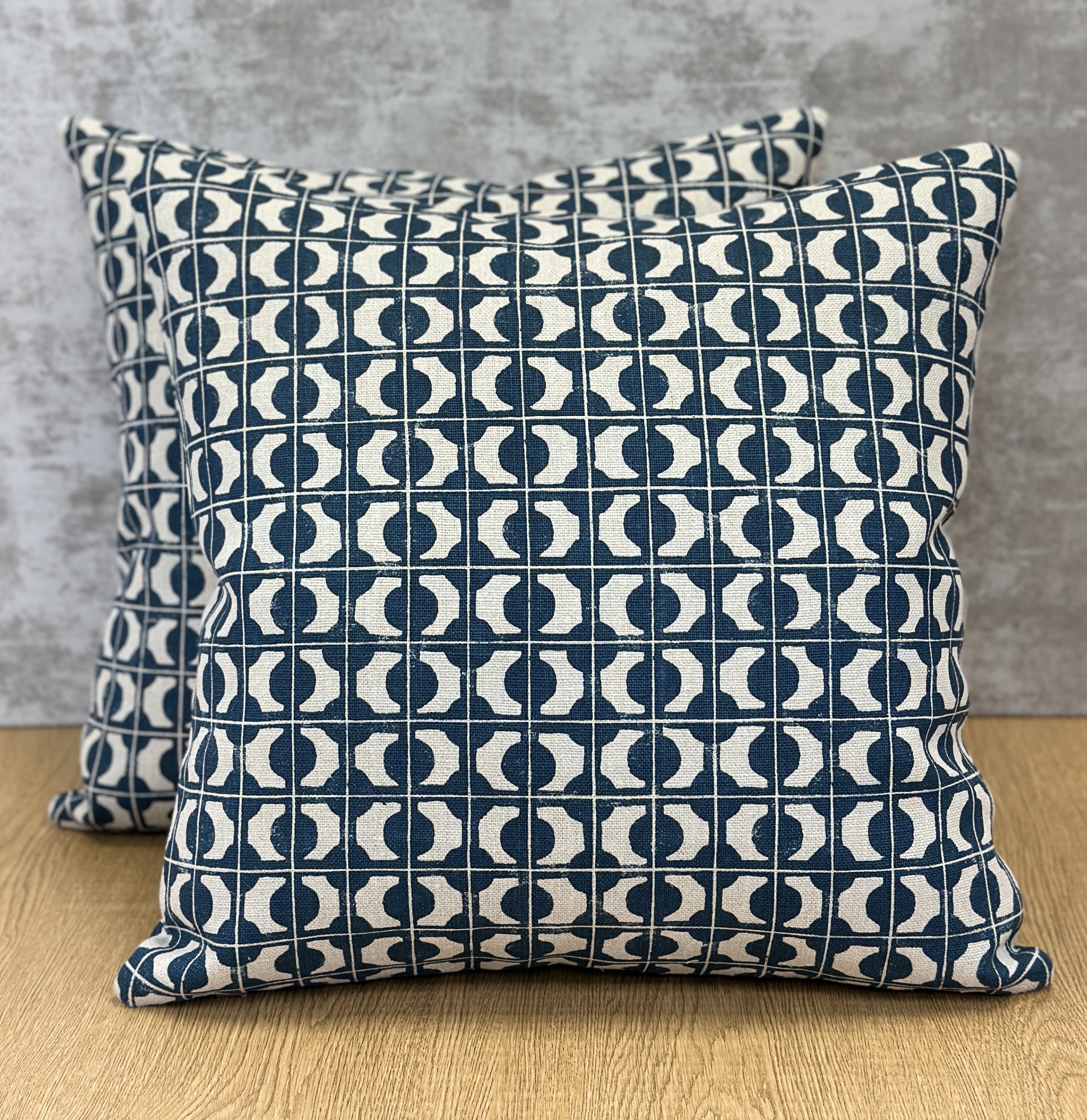 Brook perdigon Seto Pillows