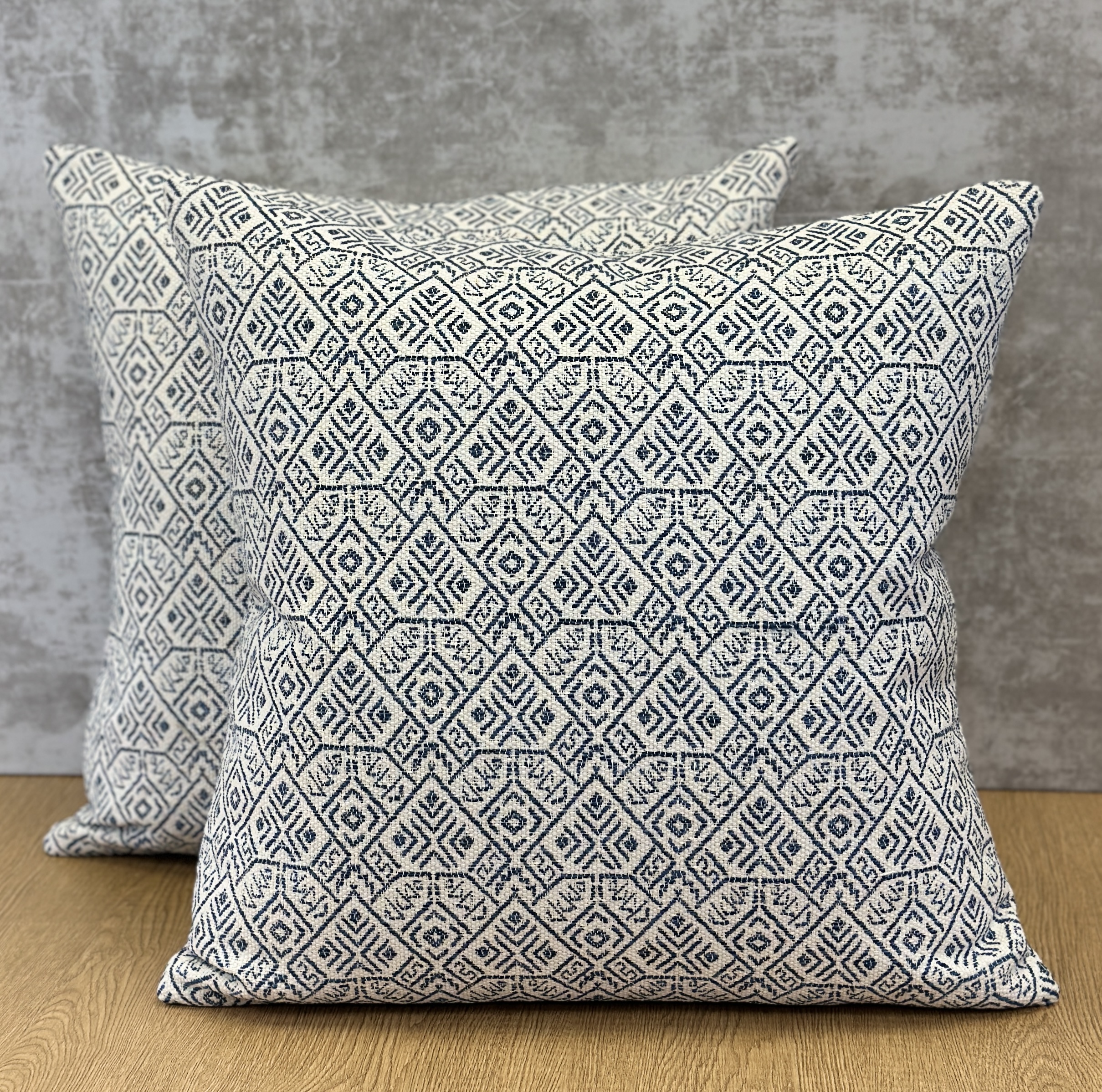 Fabricut Canyon Weave Pillows