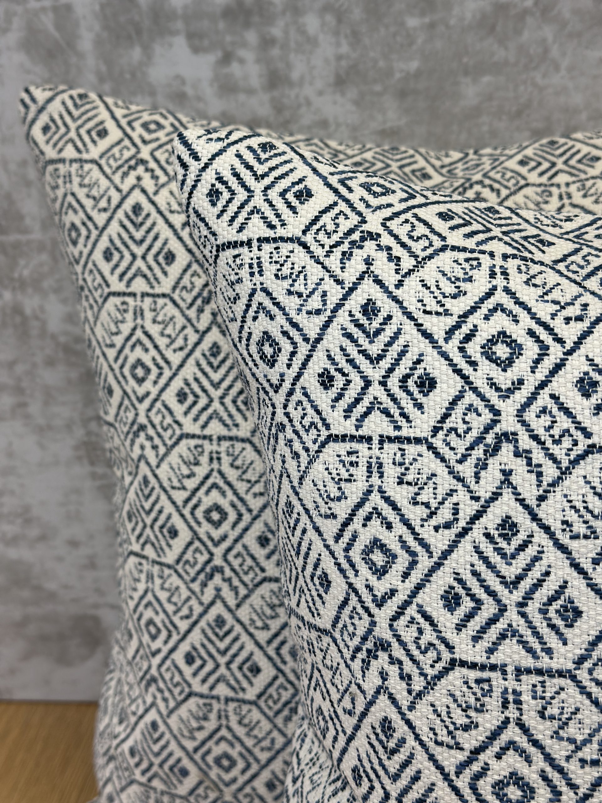 Fabricut Canyon Weave Pillows