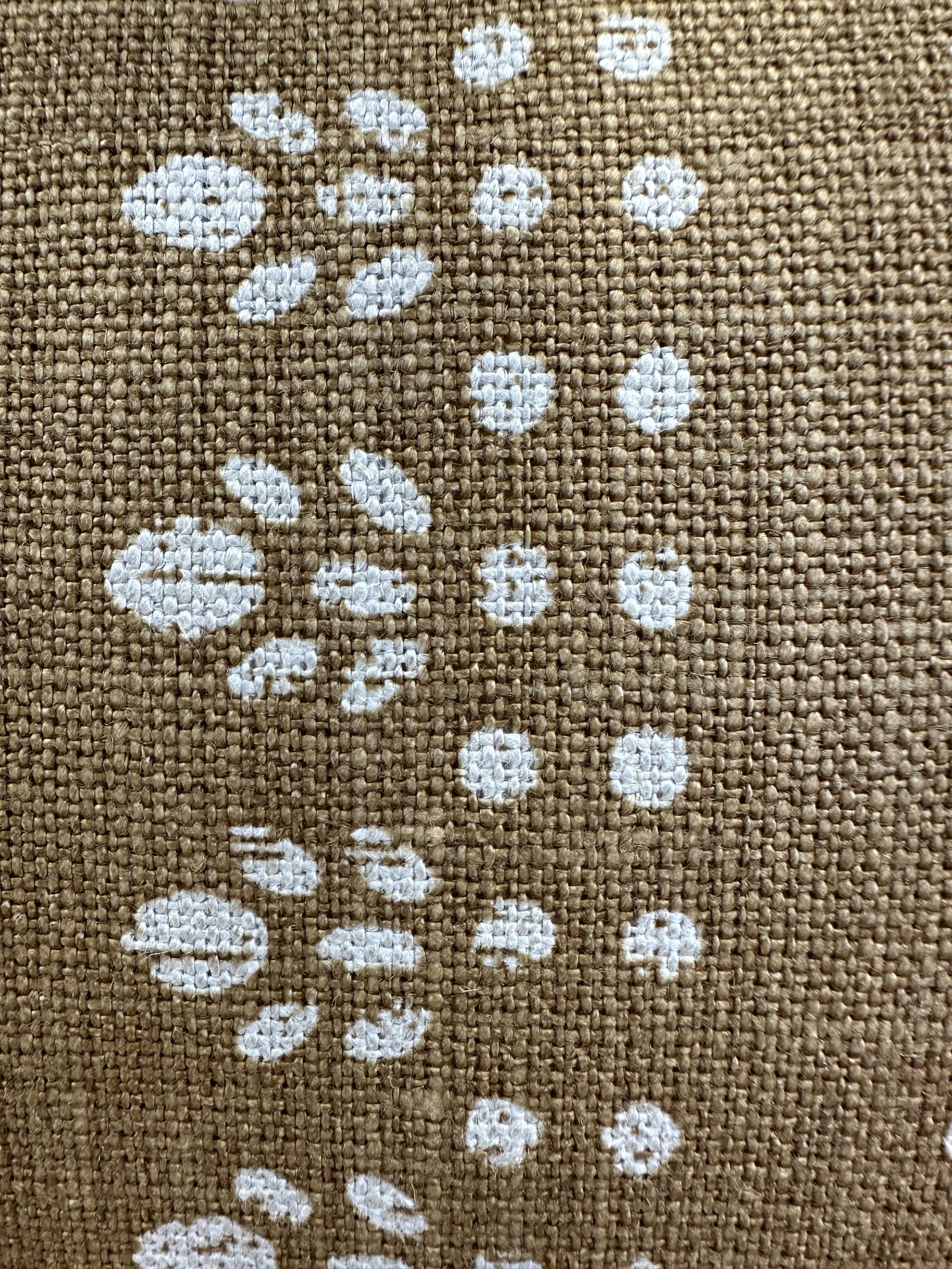 Alice Sergeant Najwa Reverse Pillows