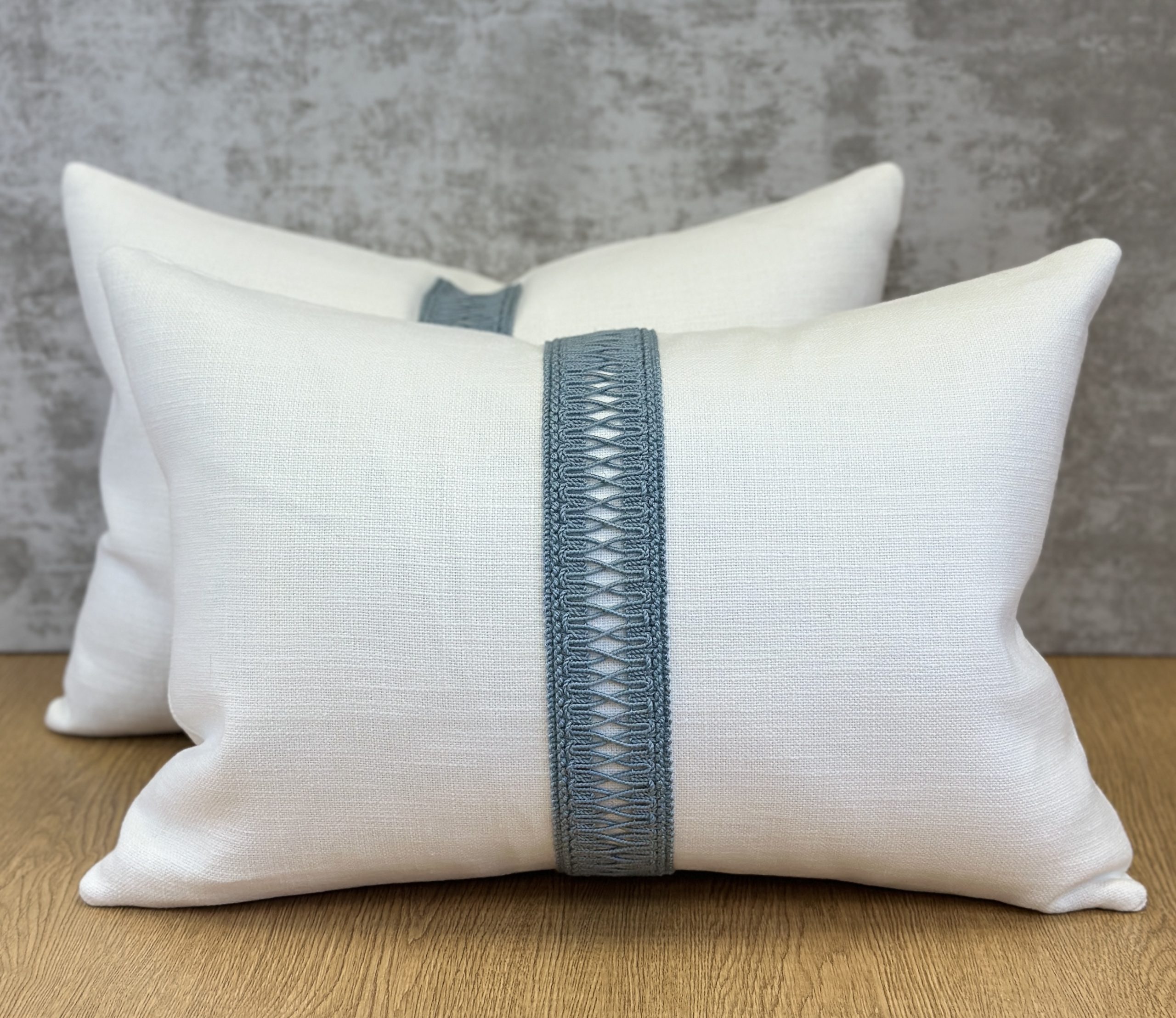 Kravet 37319 Pillows