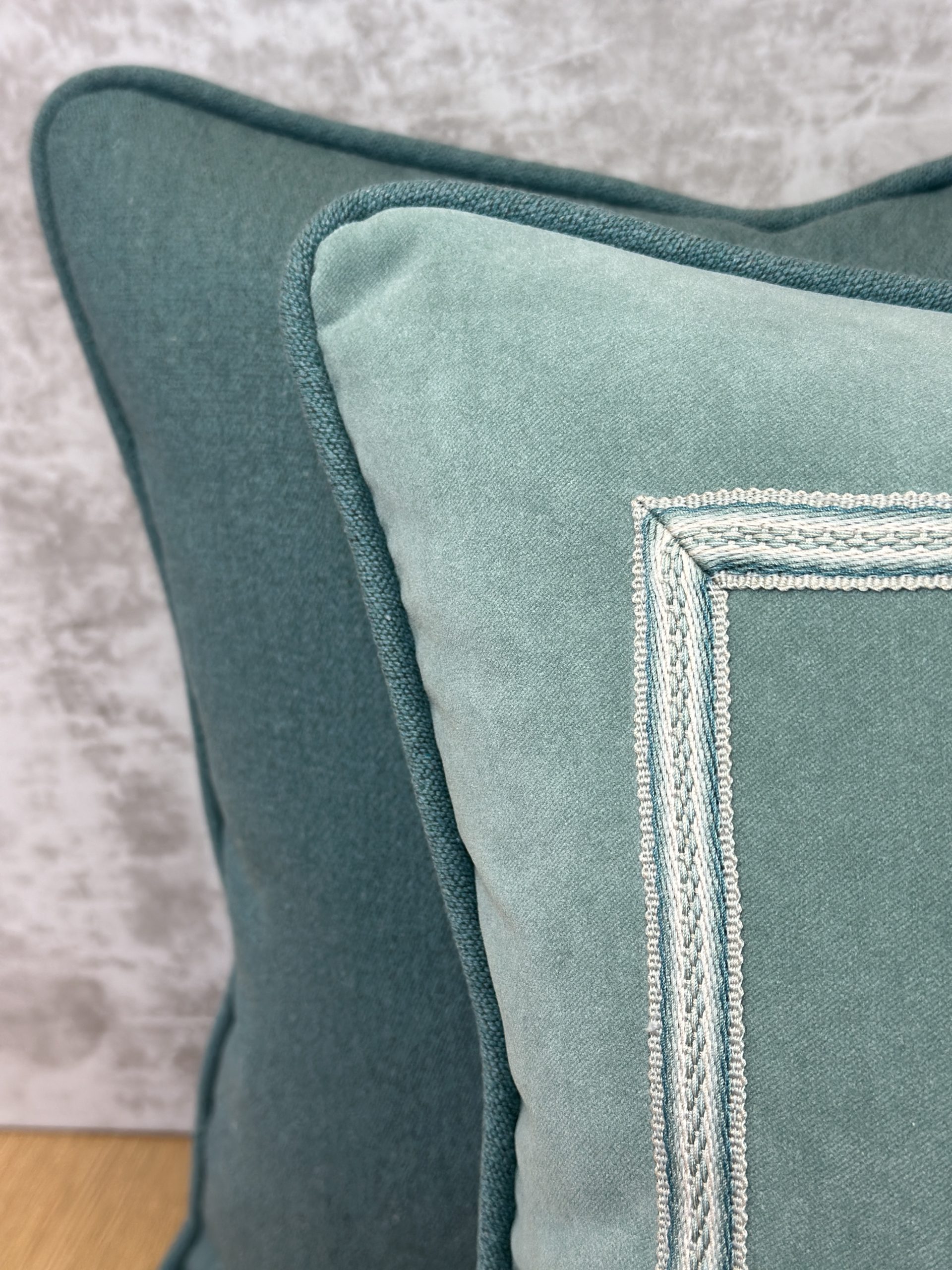 Kirkby Smooth III Pillows