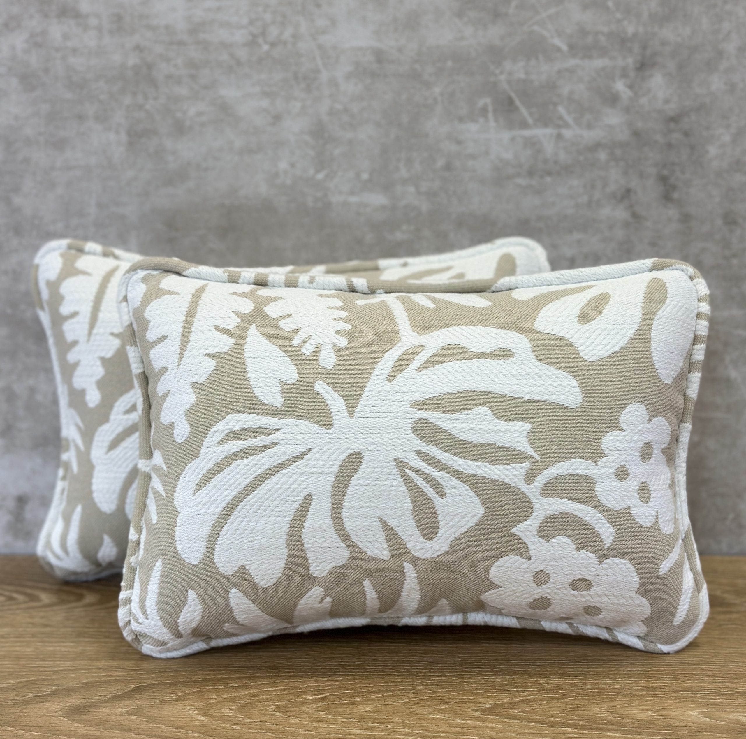 Thibaut Botanica Pillows