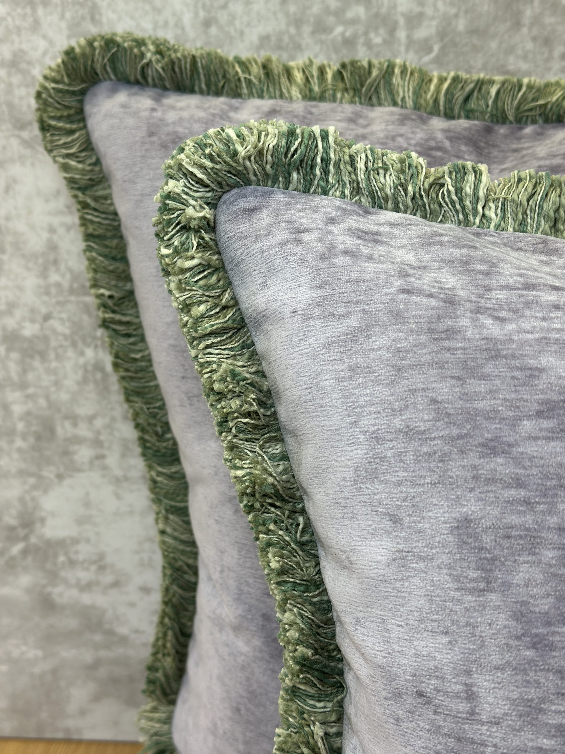 Greenhouse S2745 Pillows