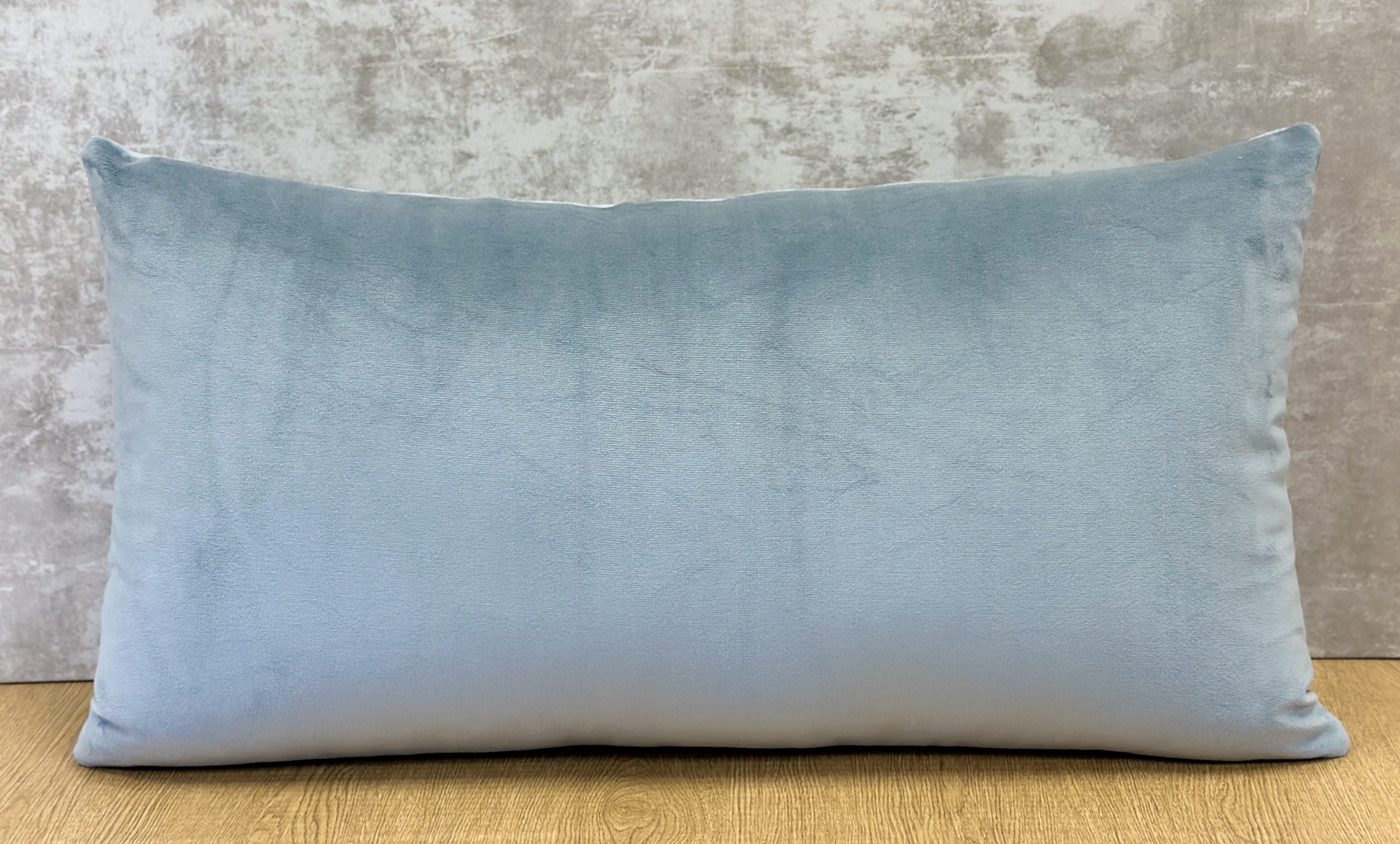 Fabricut Grenata Pillows