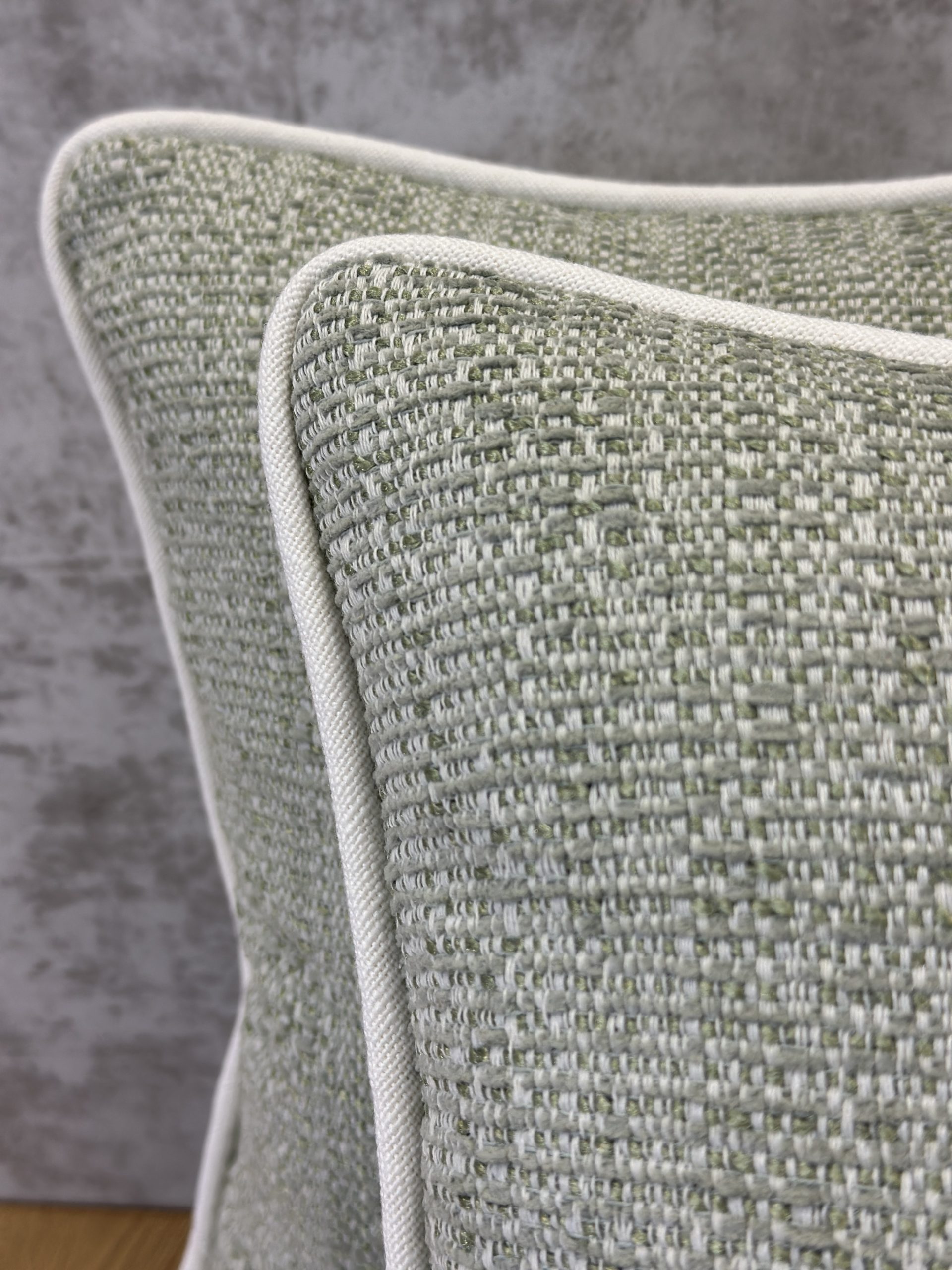 Weitzner Briar Pillows