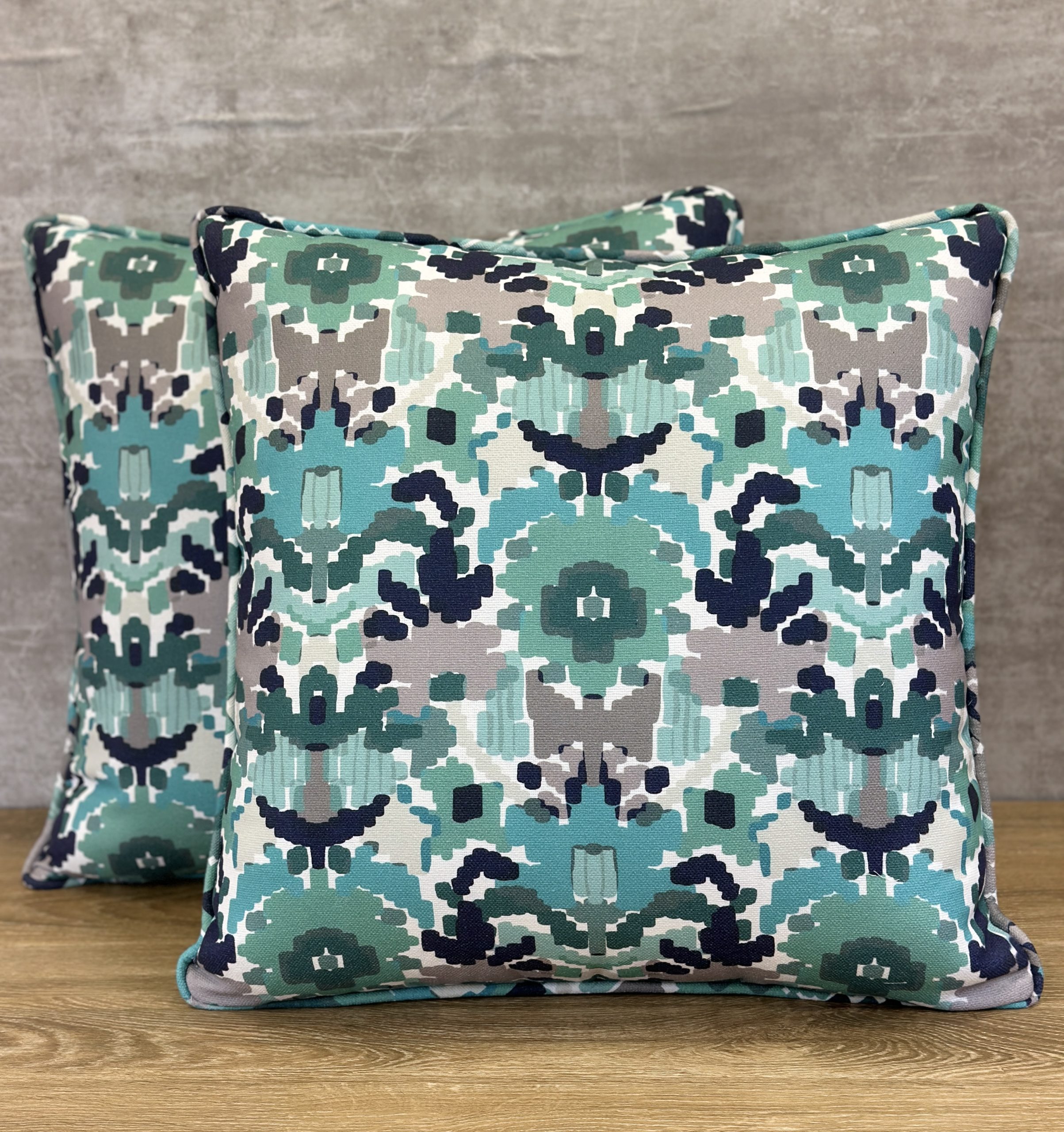 Fabricut Suncoast Pillows