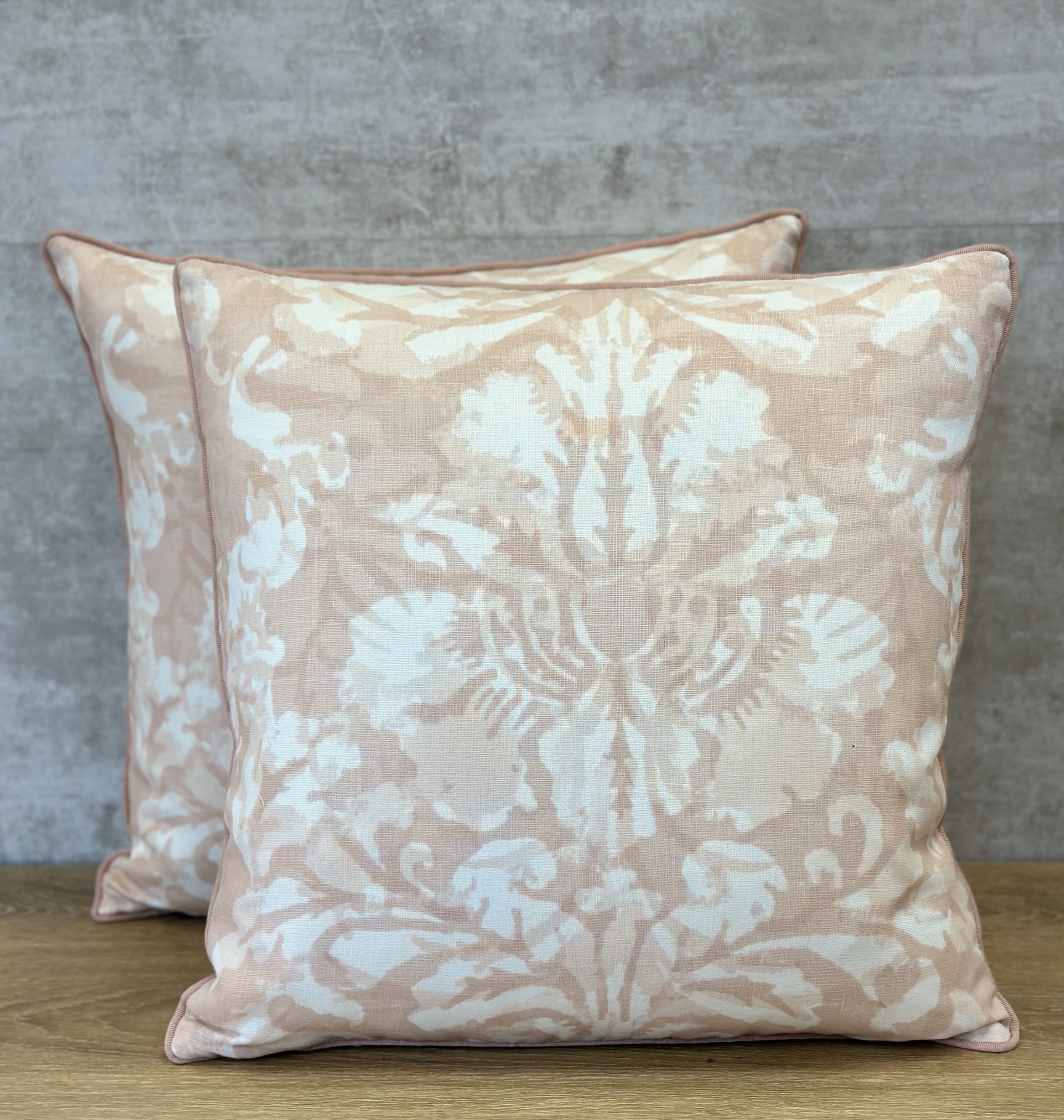 PETER FASANO CELESTINE CST16 Pillows