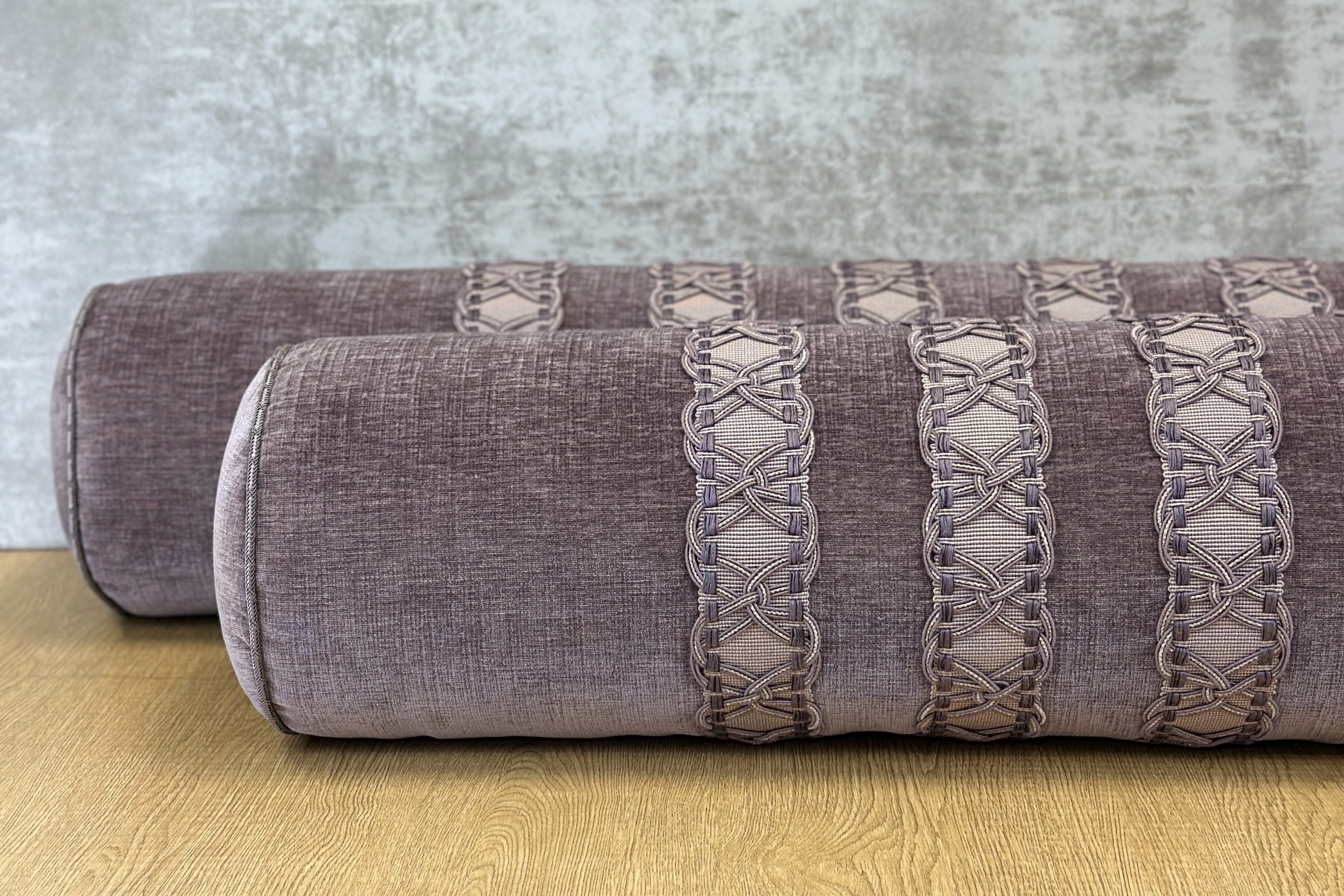 Maxwell Contralto Pillows