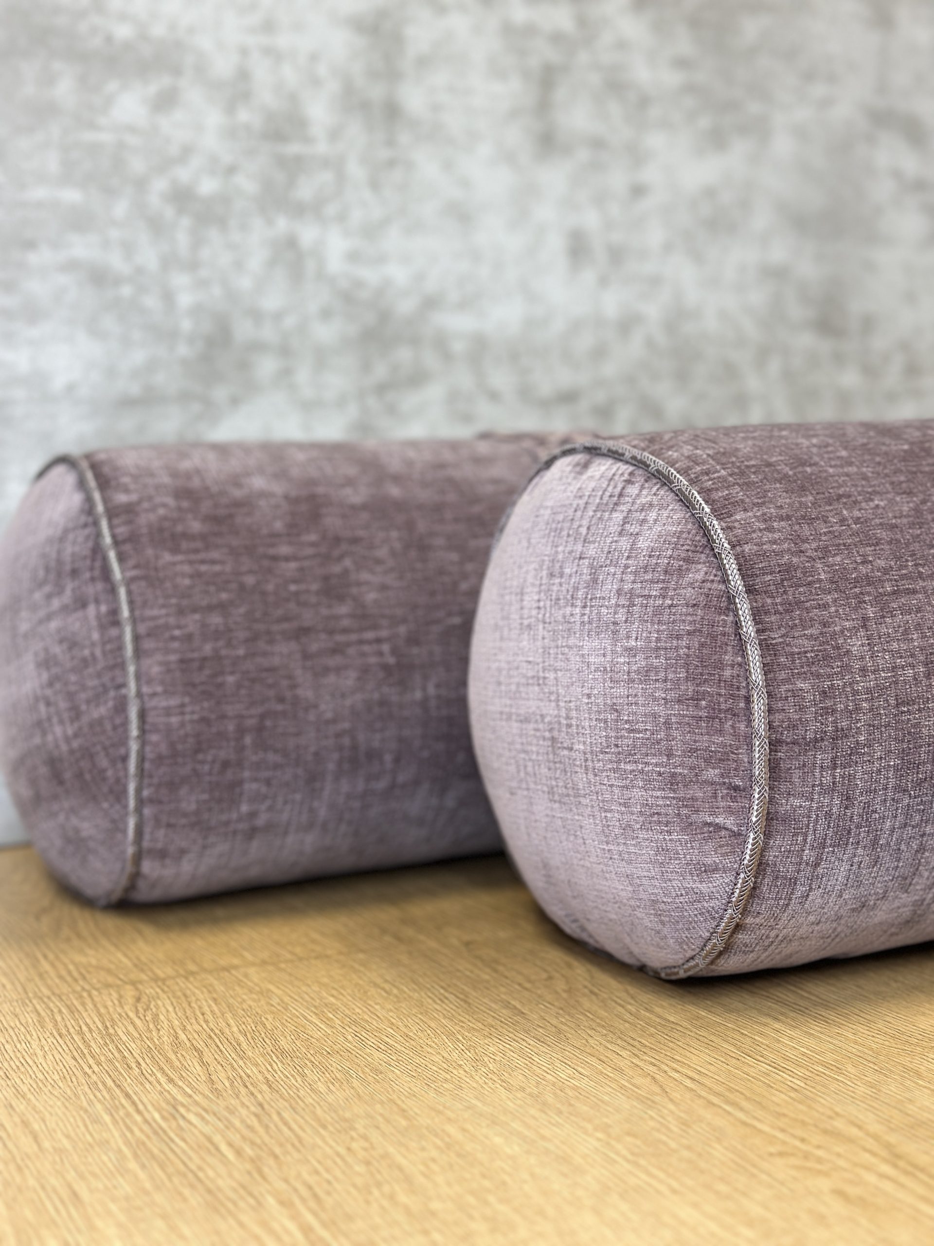 Maxwell Contralto Pillows