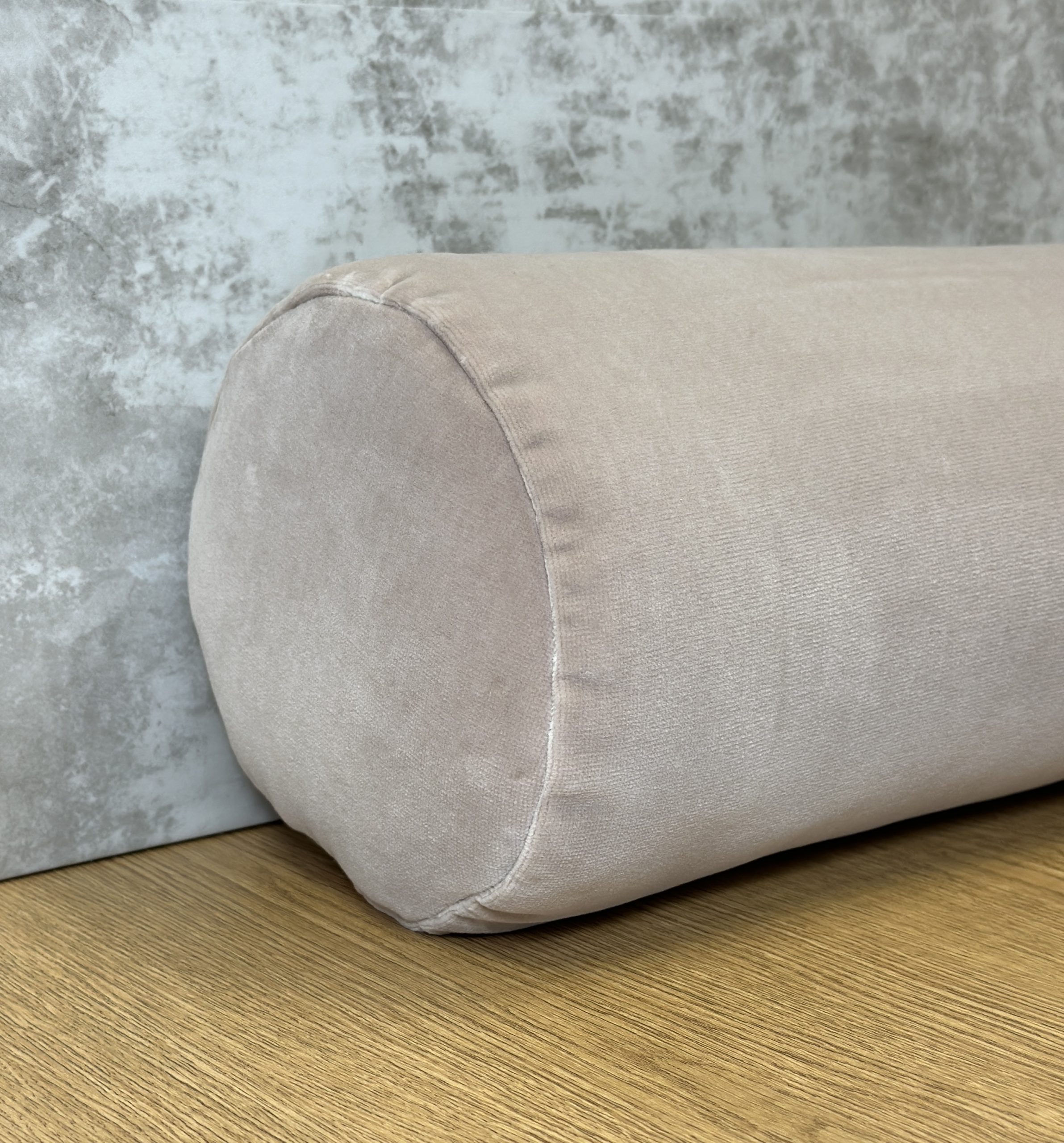 Manuel Canovas Rivoli Pillows