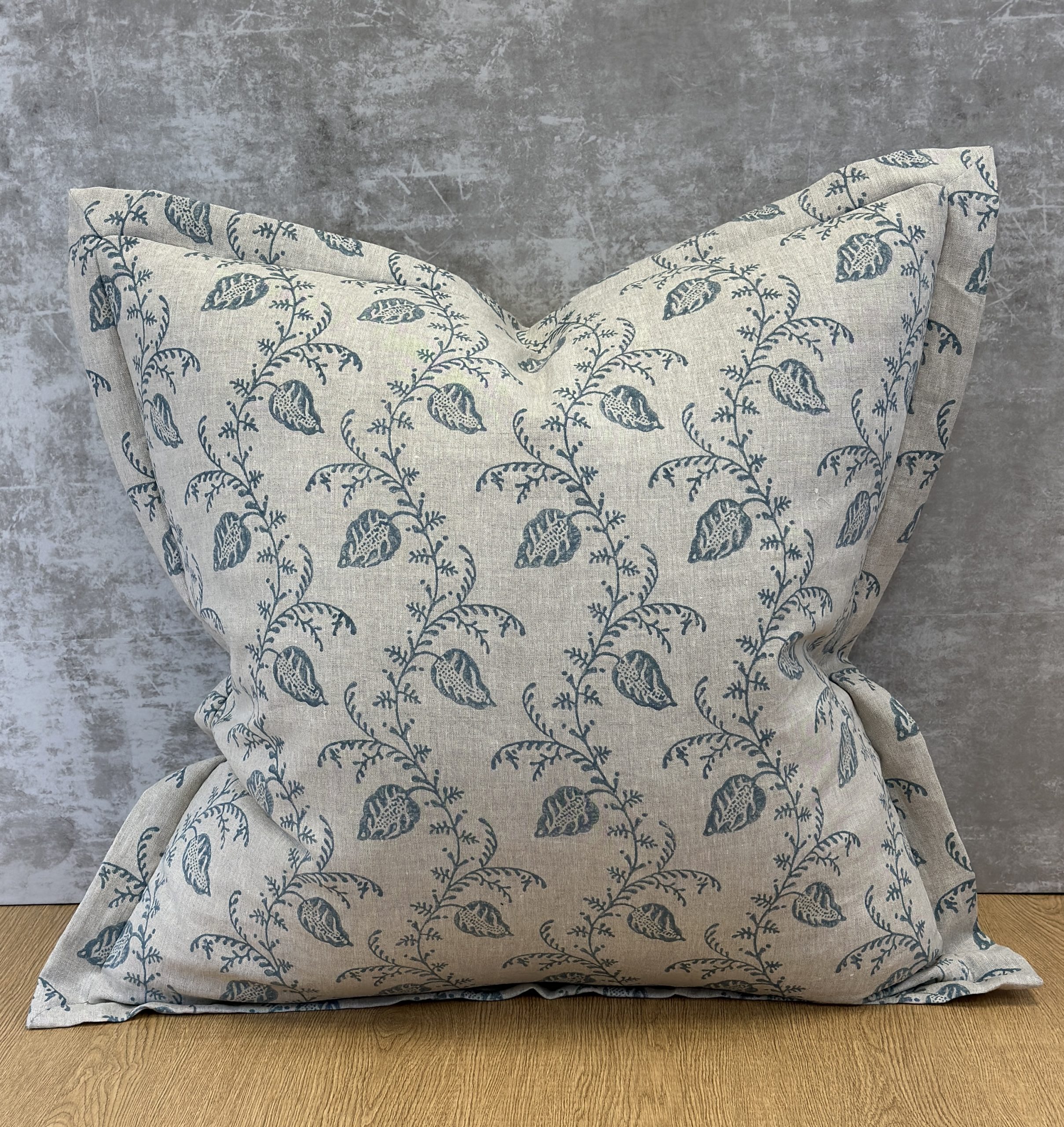 Colefax & Fowler Felicity Pillows