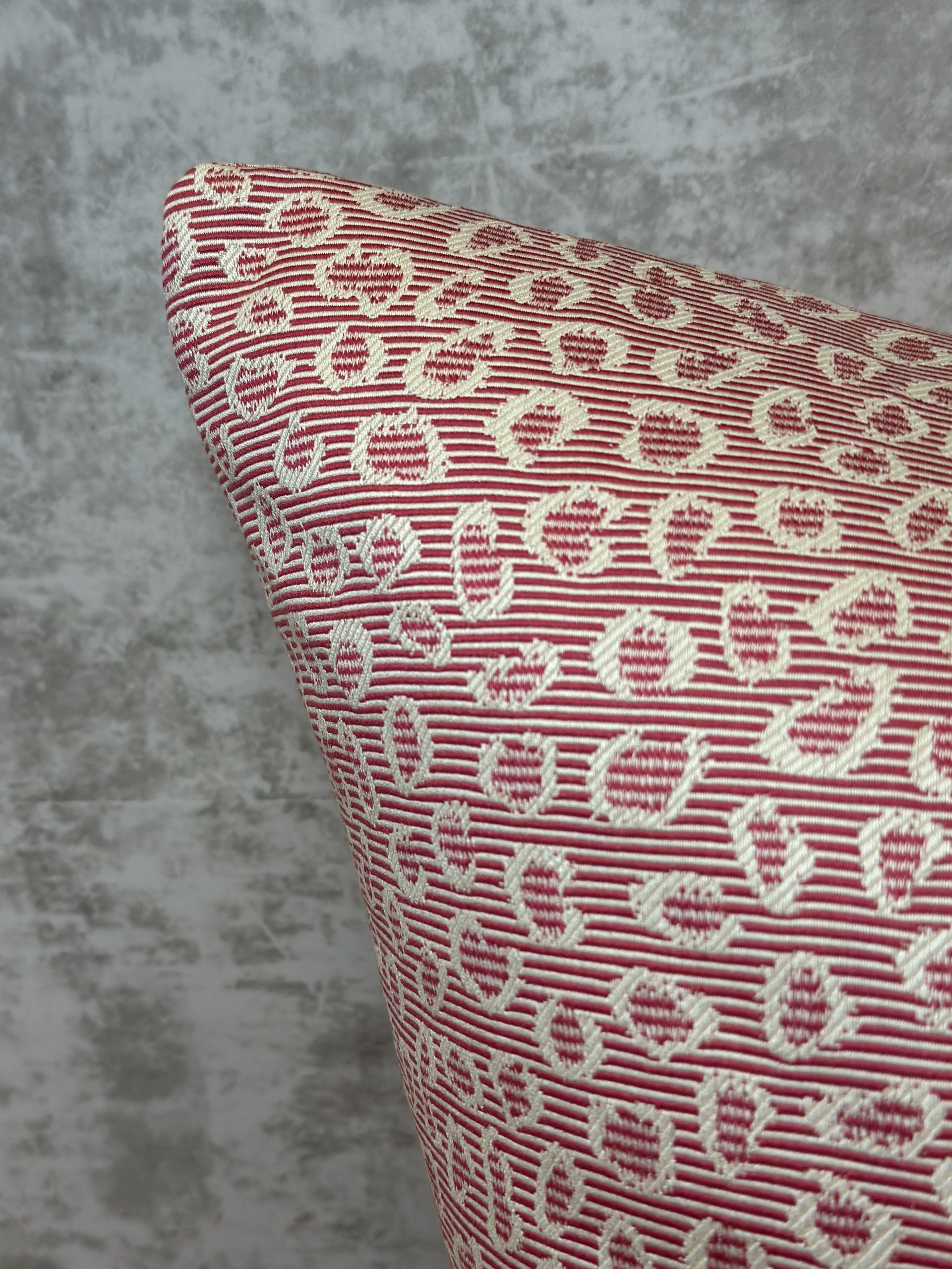 Manuel Canovas Suzanne Pillows