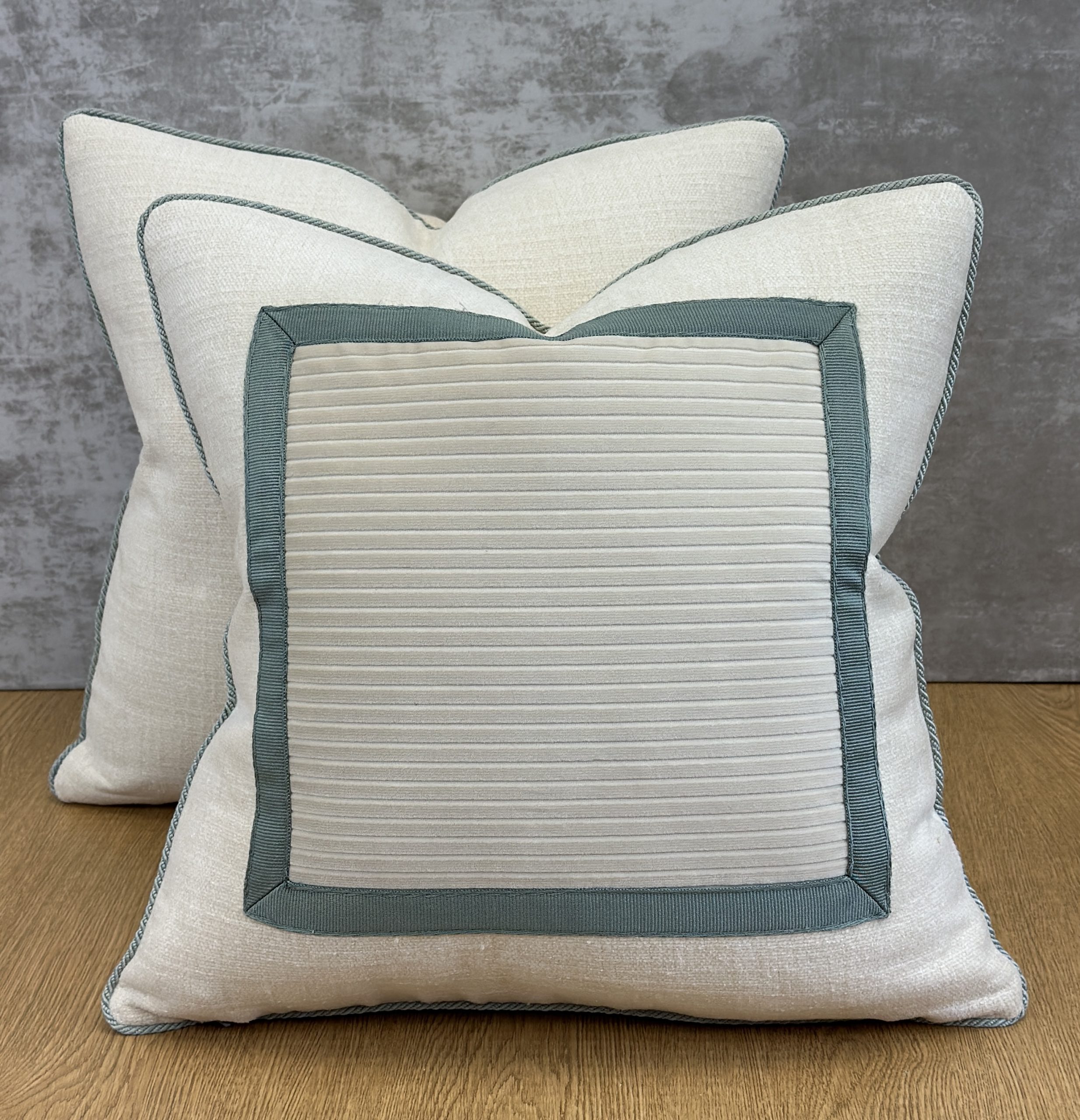 Pindler Gabe Pillows