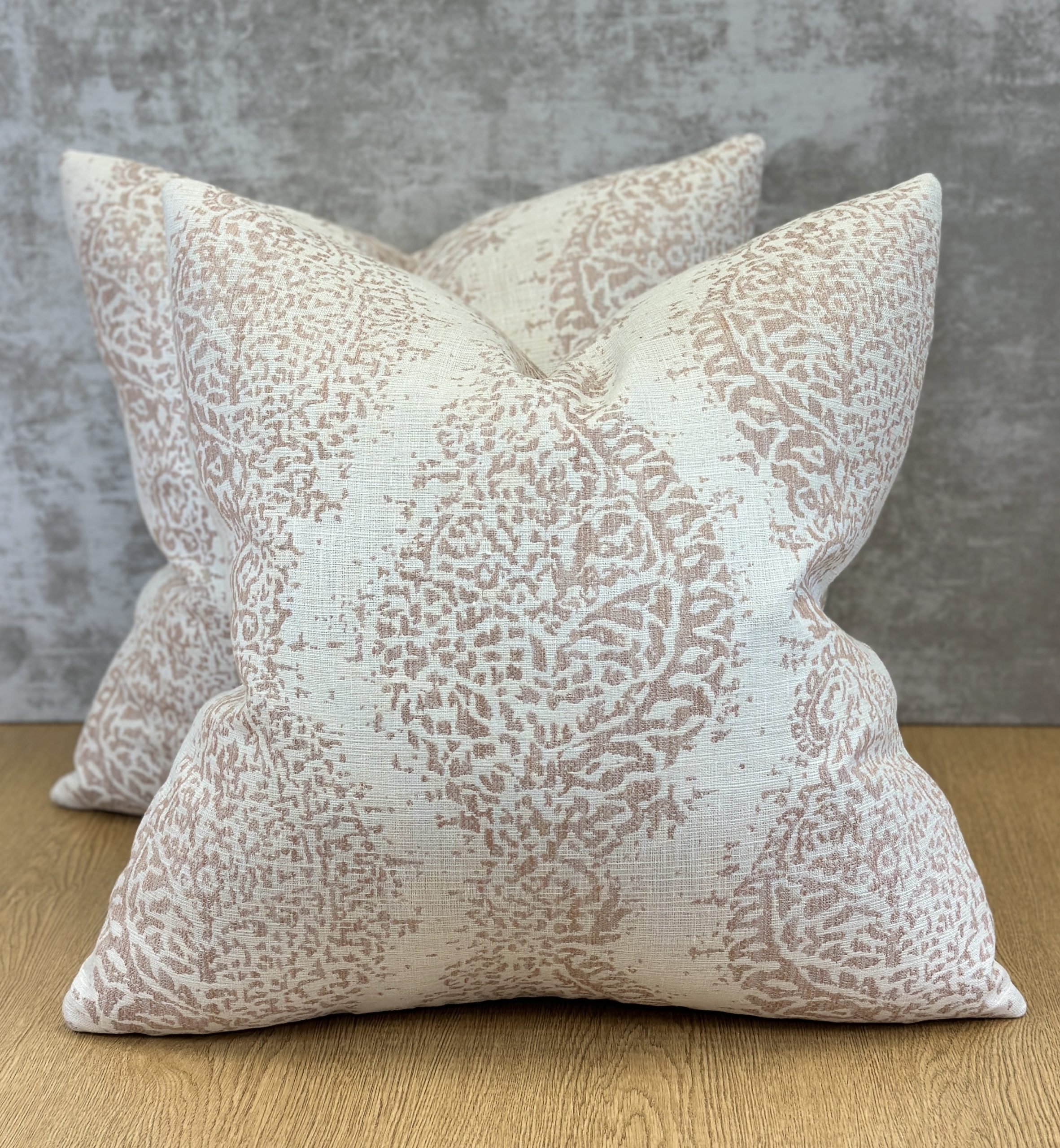 Cowtan & Tout Lena Pillows