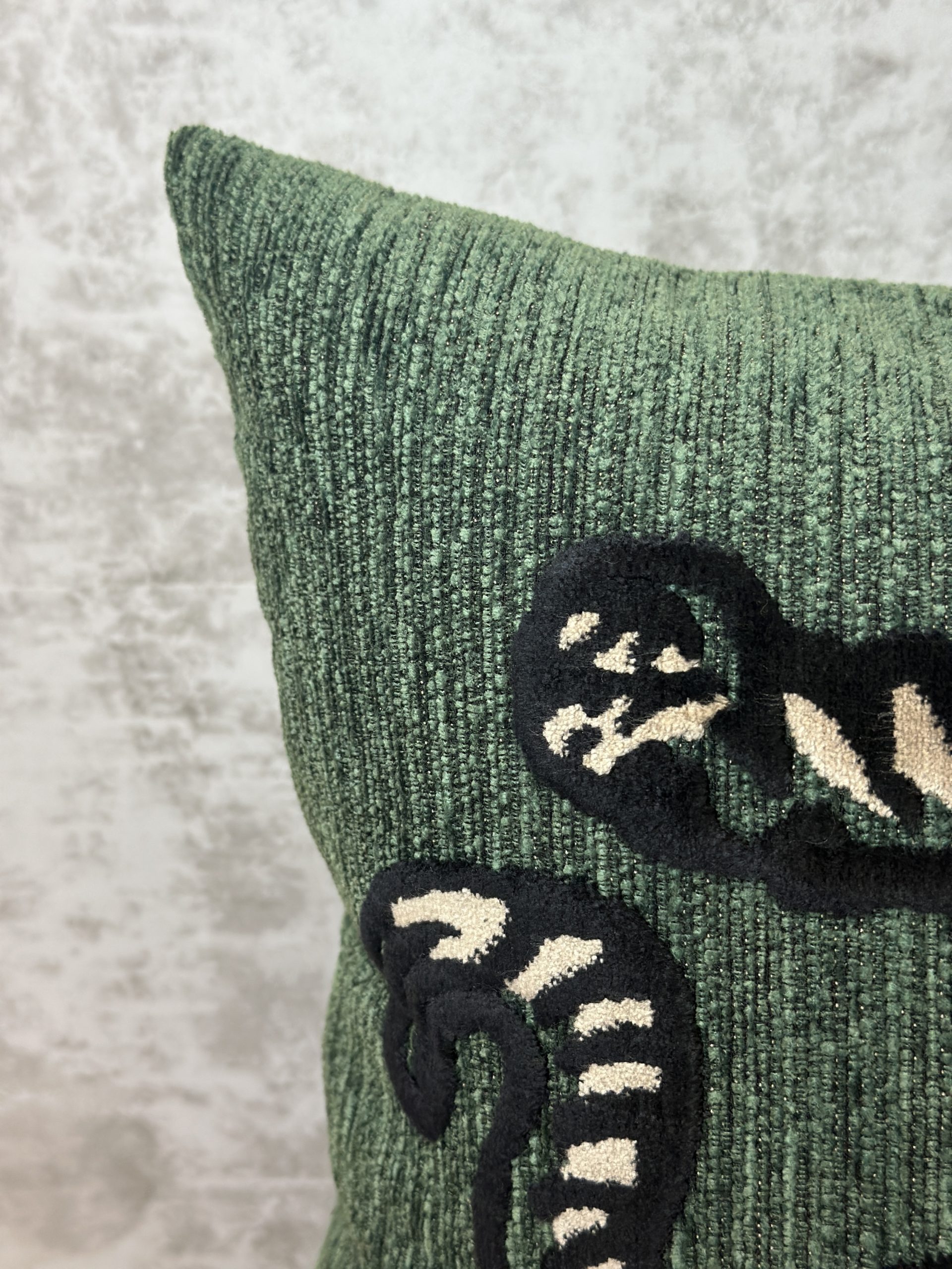 Chivasso Wild Kiss Pillows