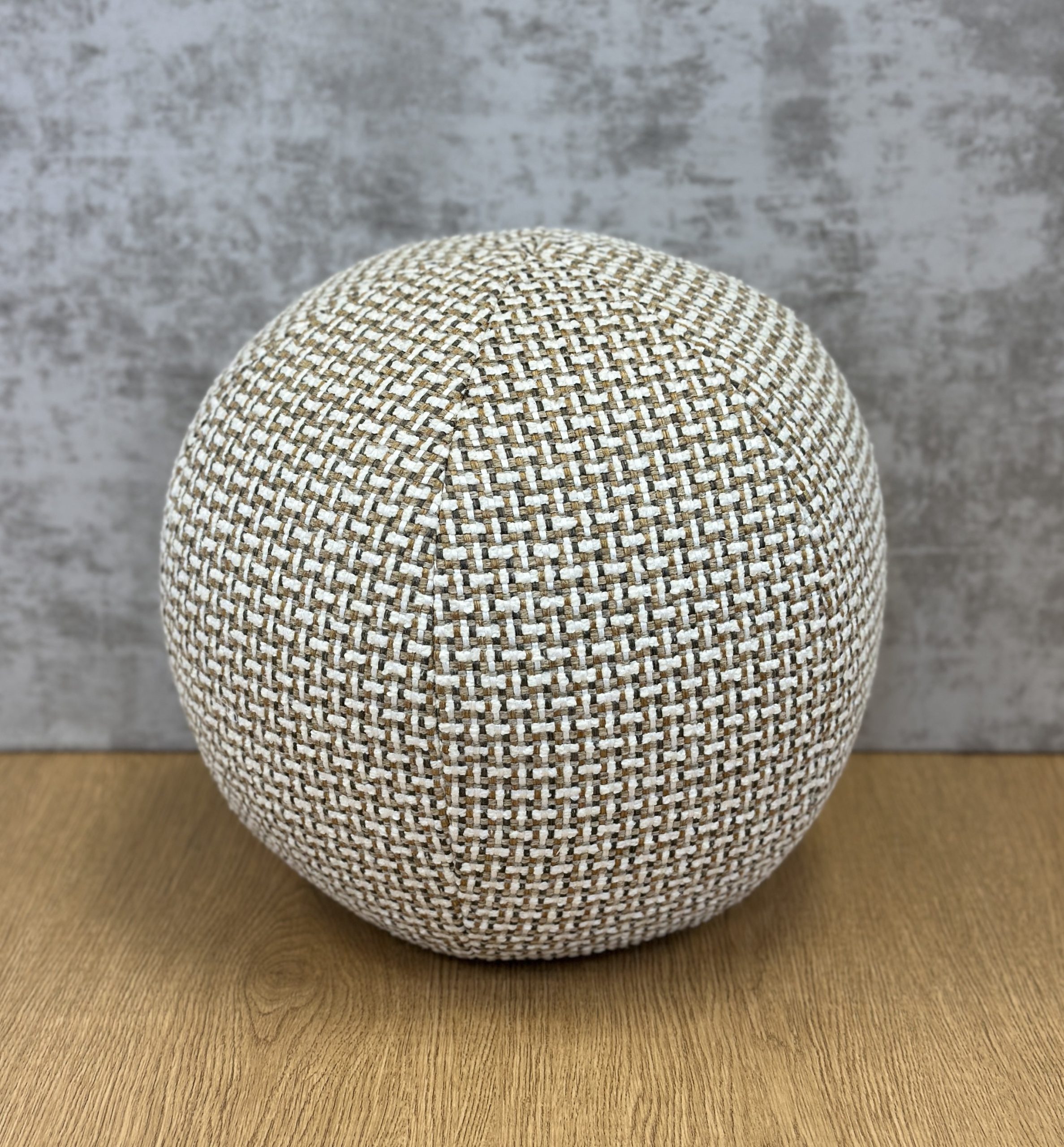 Pindler Kevin Pillows