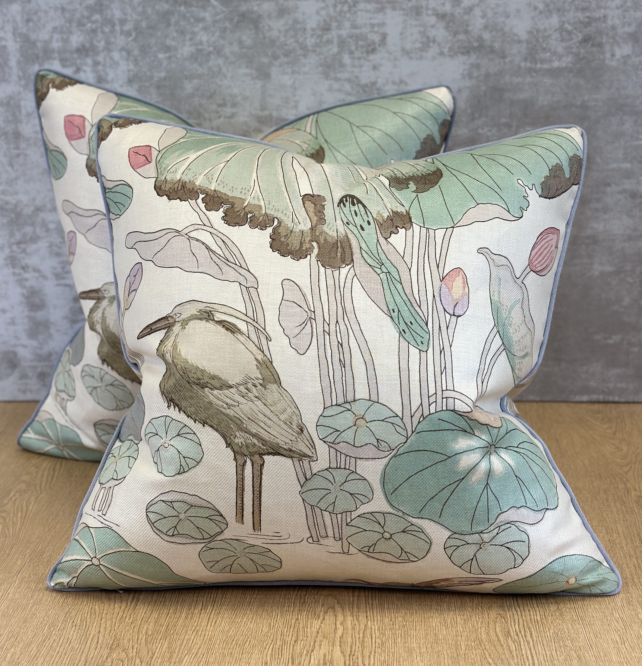 Lee jofa Nympheus Twill Pillows