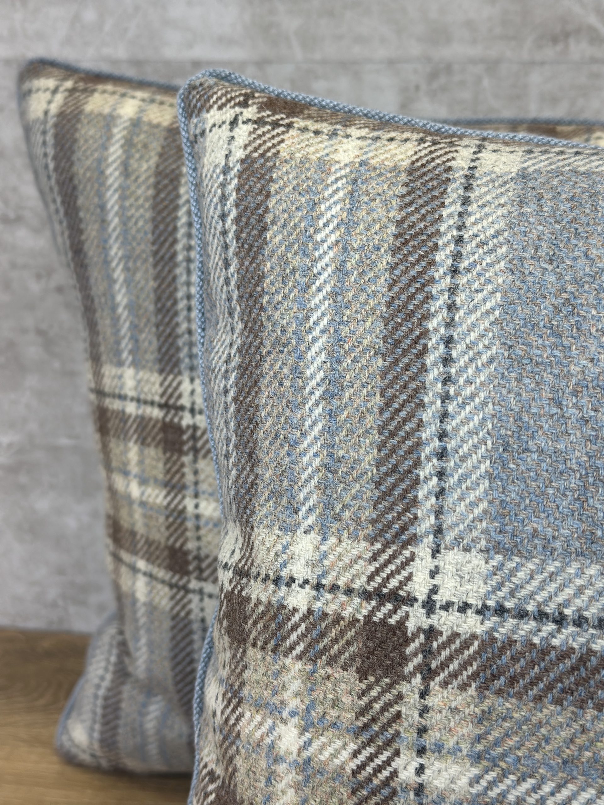 Colefax & Fowler Erskine Plaid Pillows