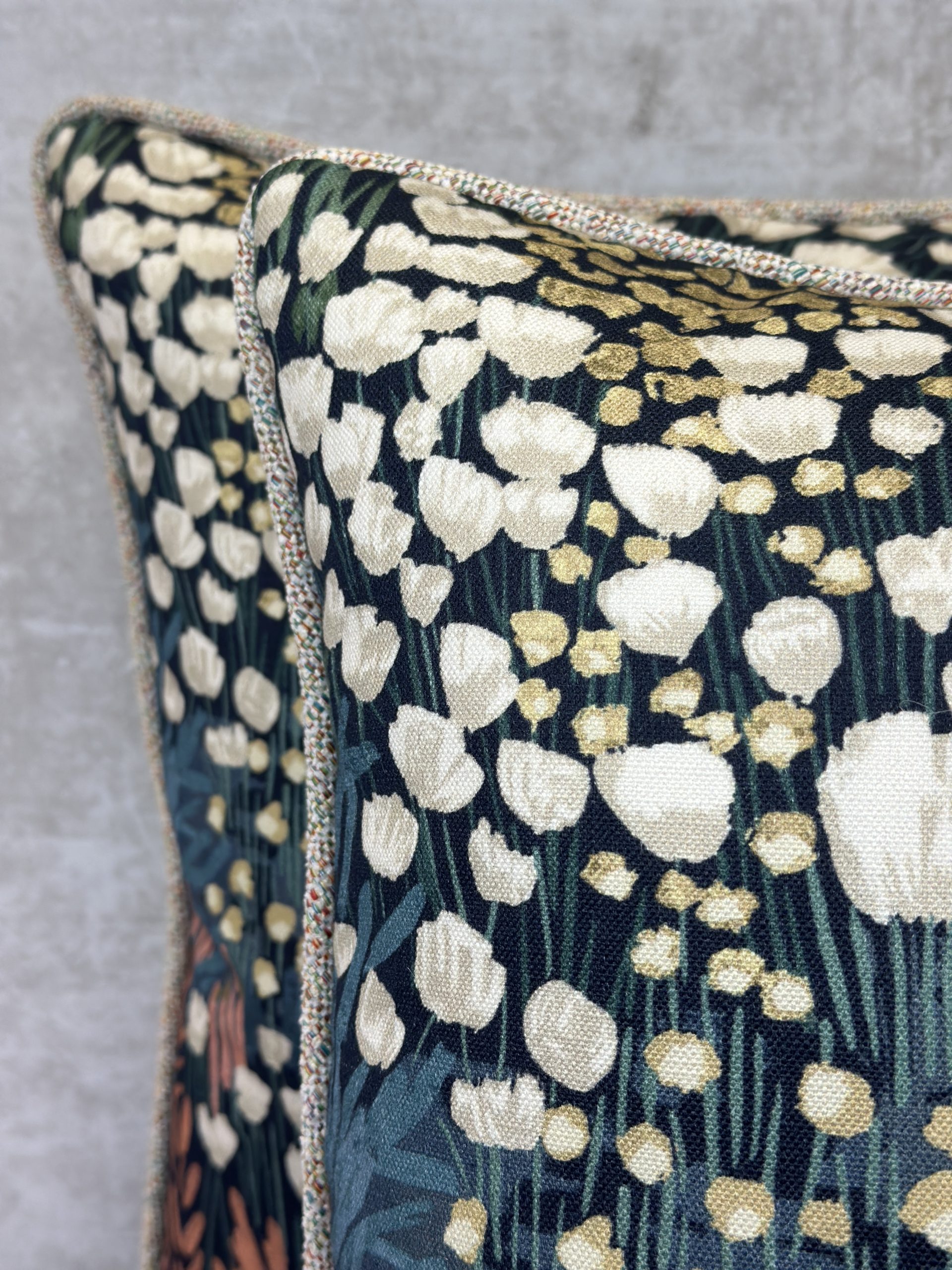 Fabricut Meadowlark Pillows
