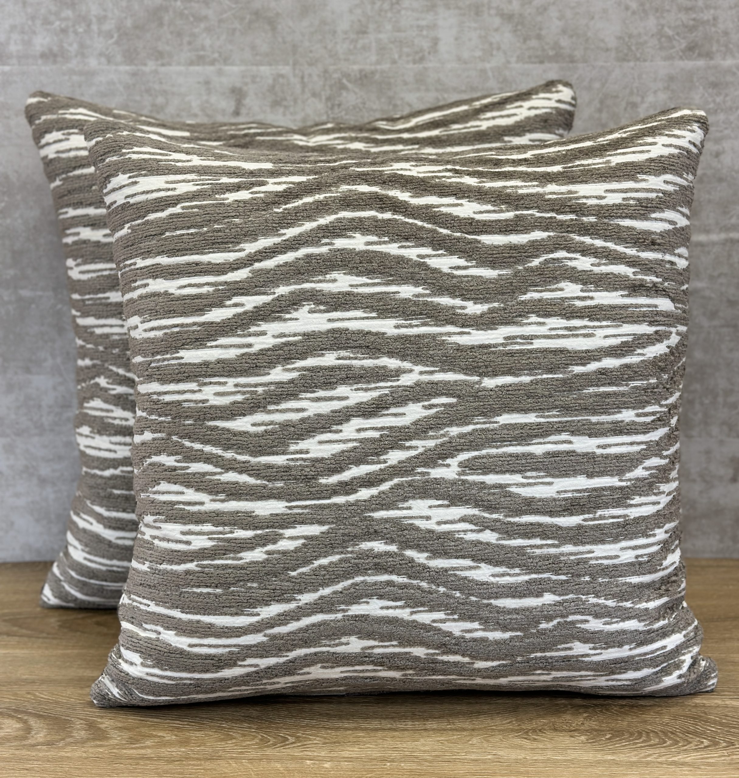 Kravet Tuscan Ripples Pillows