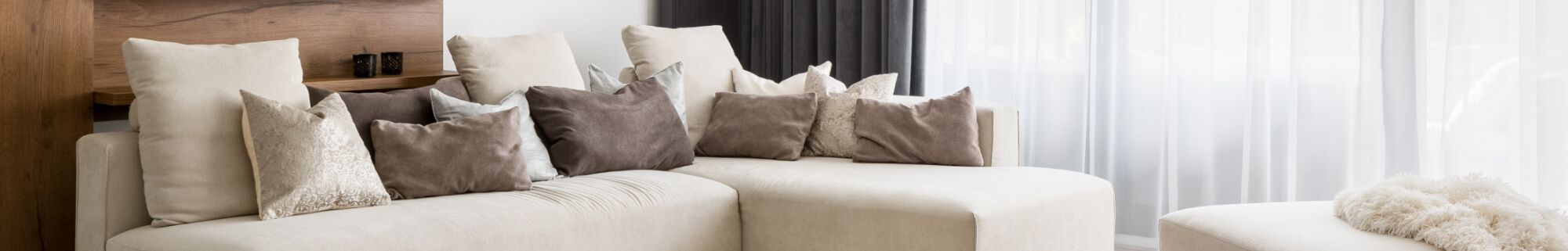 How to Style Throw Pillow On a Couch